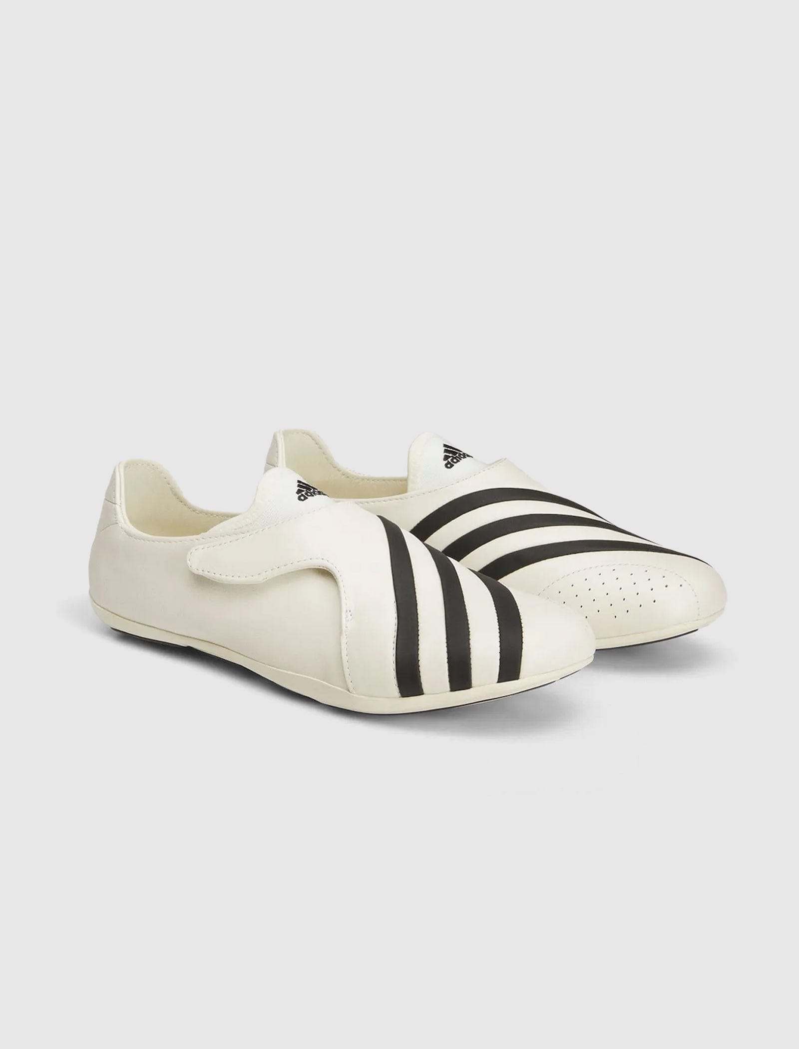 adidas PHARRELL WILLIAMS YOGA VARIO WHITE/BLACK