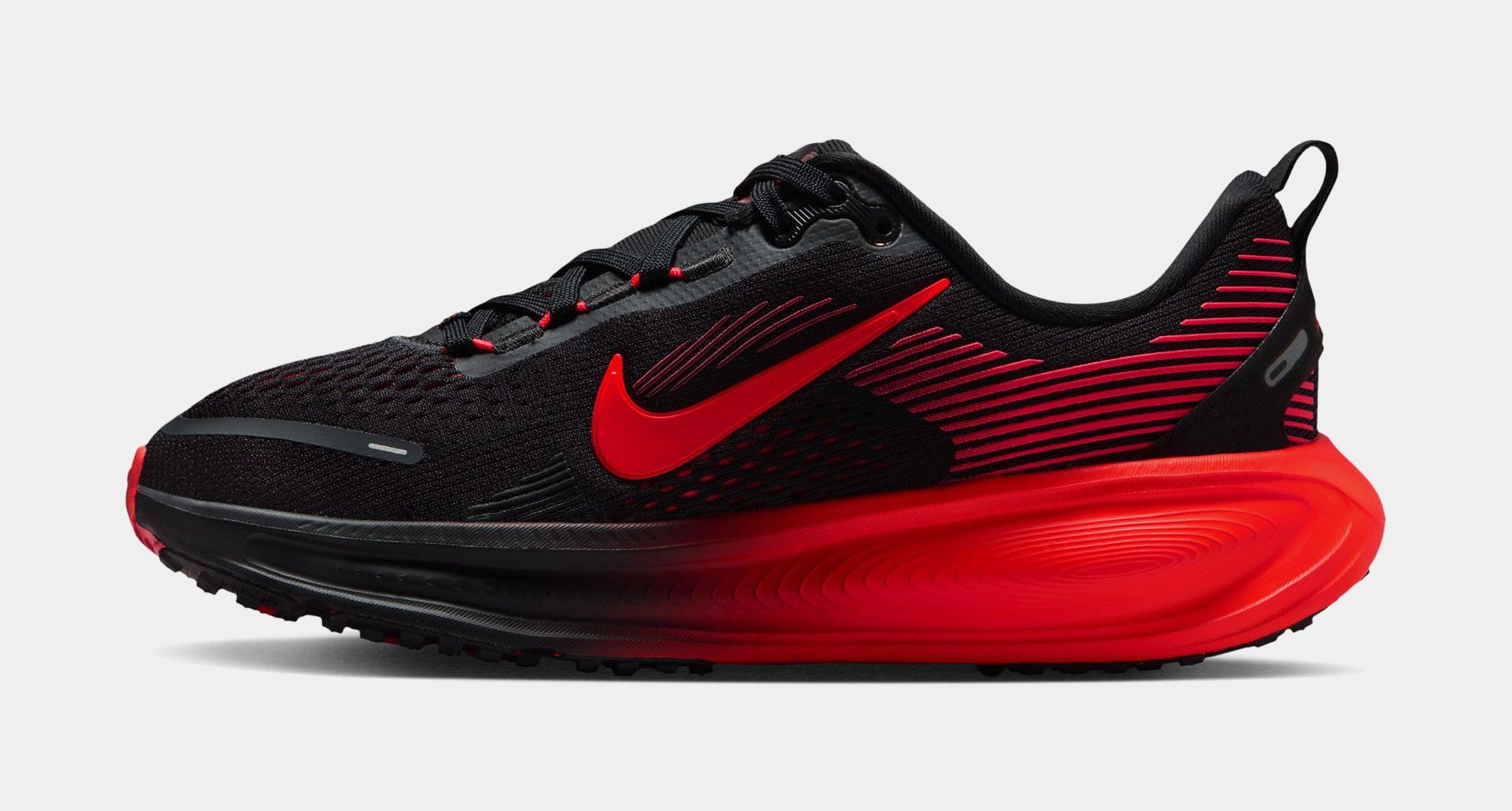 Nike Vomero 18 Grade School Running Shoes (Black/Bright Crimson/University Red)