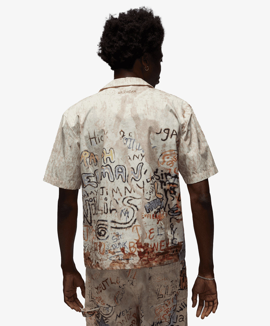 Air Jordan Jordan | AIR JORDAN CAMP SHIRT { OFF WHITE/MULTI