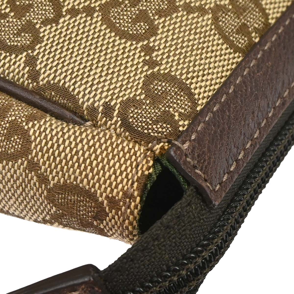Gucci Brown GG Abbey D Ring Handbag