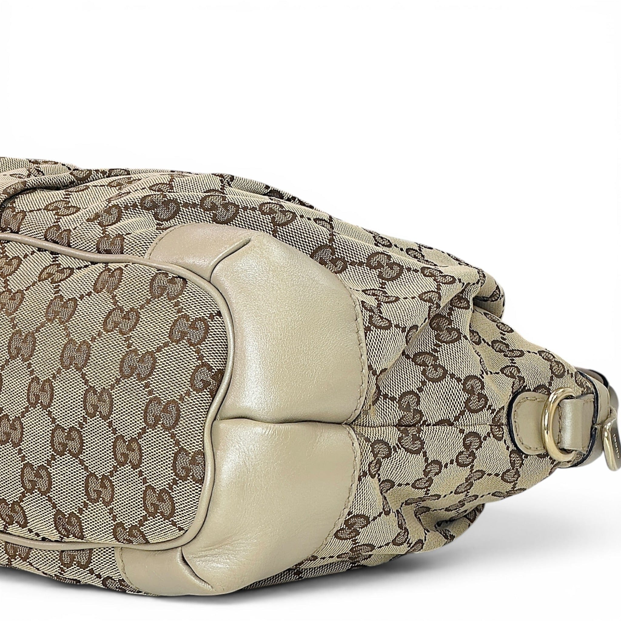 Gucci Sukey Gg Monogram Canvas Handbag