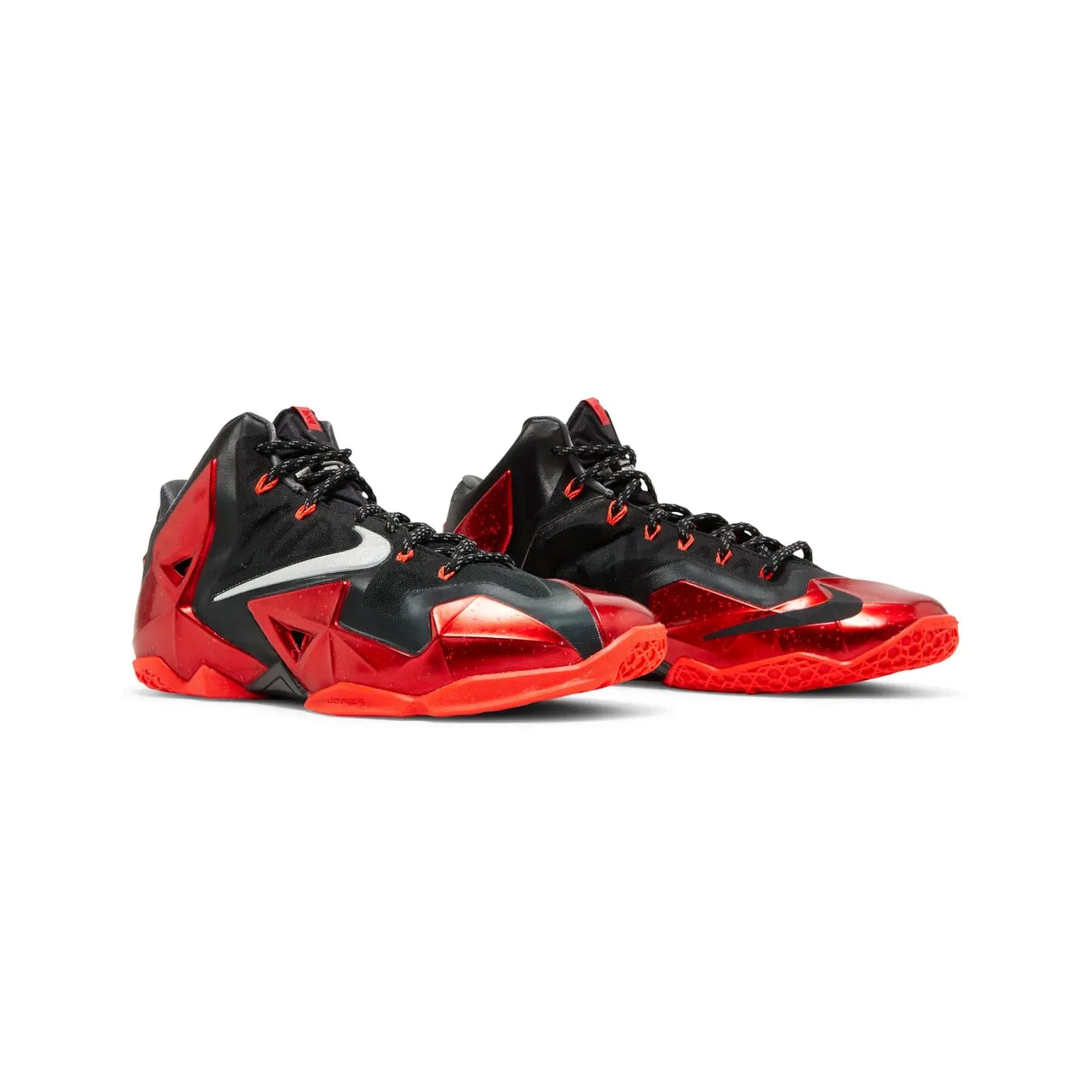 Nike LeBron 11 Away (2013)