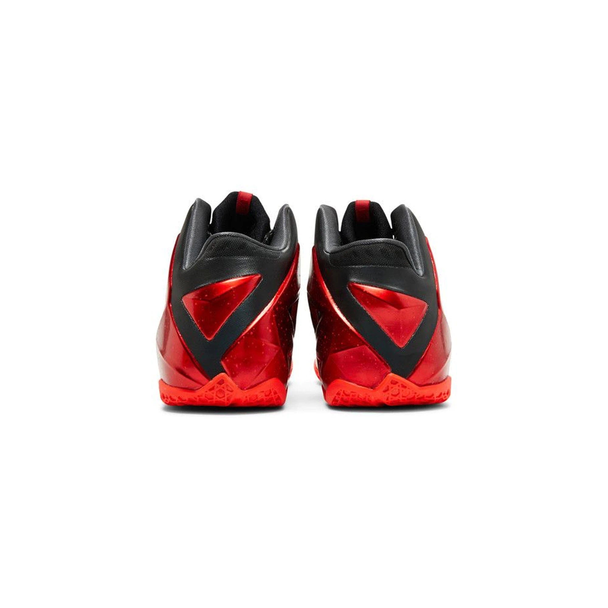 Nike LeBron 11 Away (2013)