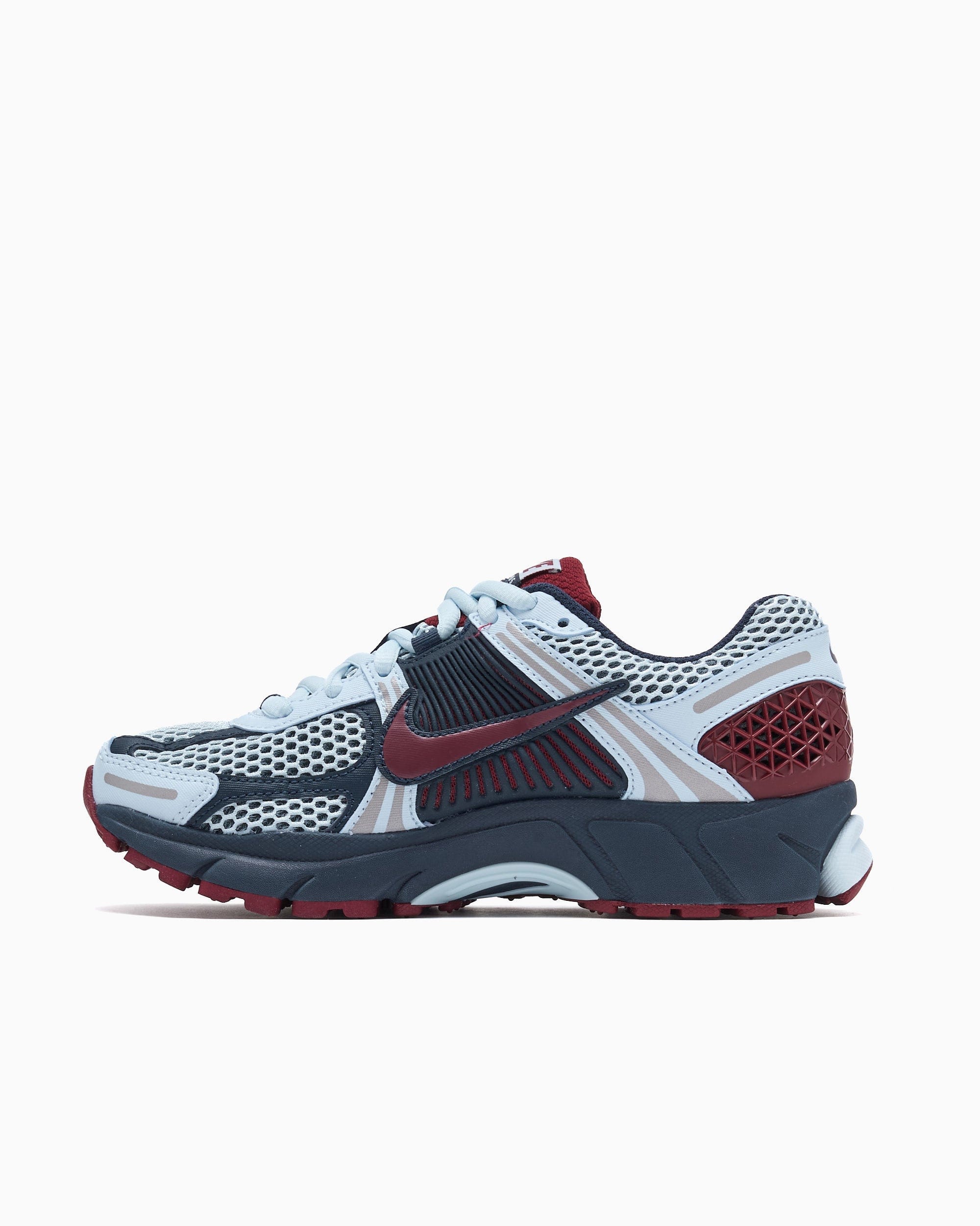 Nike Women's Zoom Vomero 5