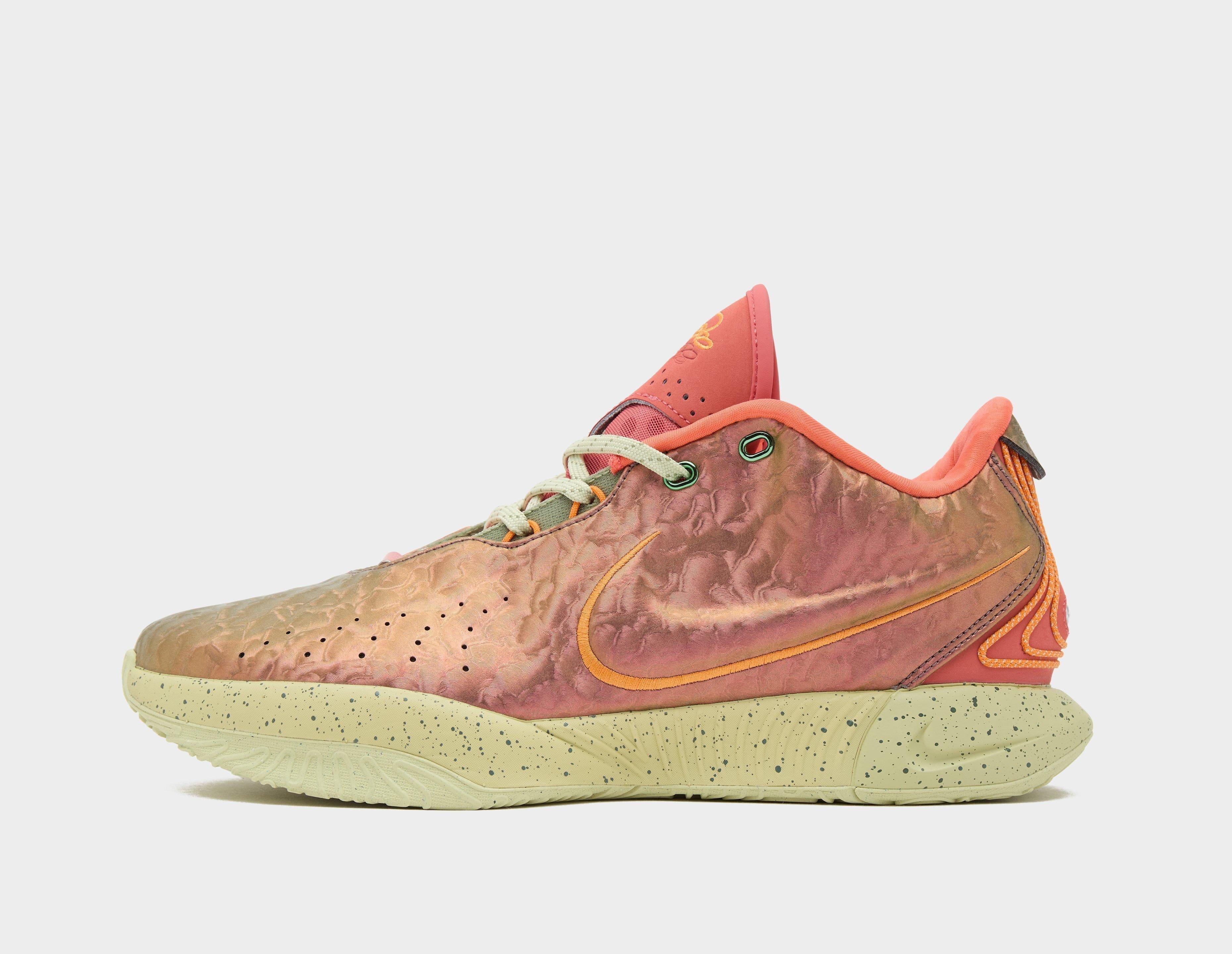 Nike Lebron XXI