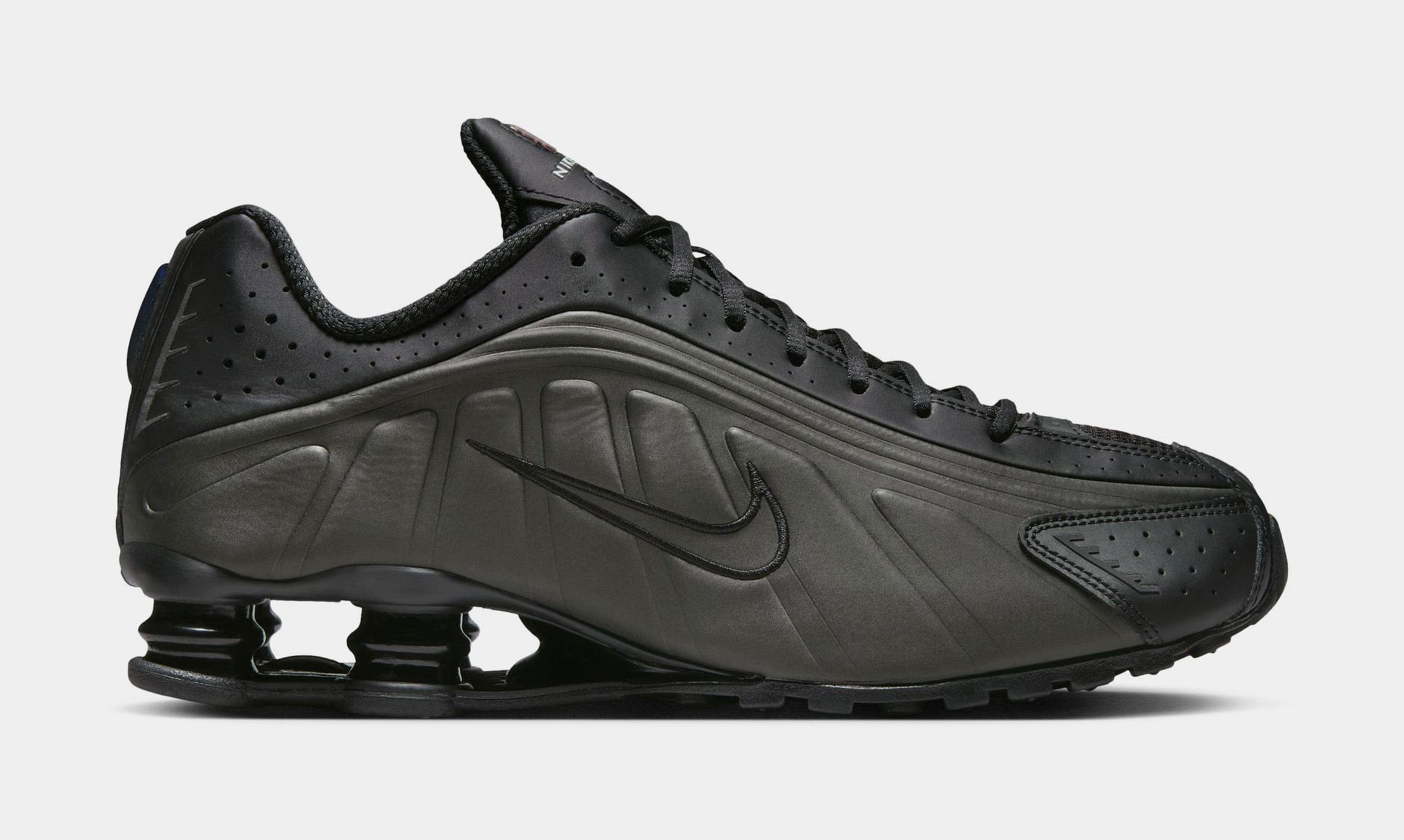 Nike Shox R4 Mens Running Shoes (Black)