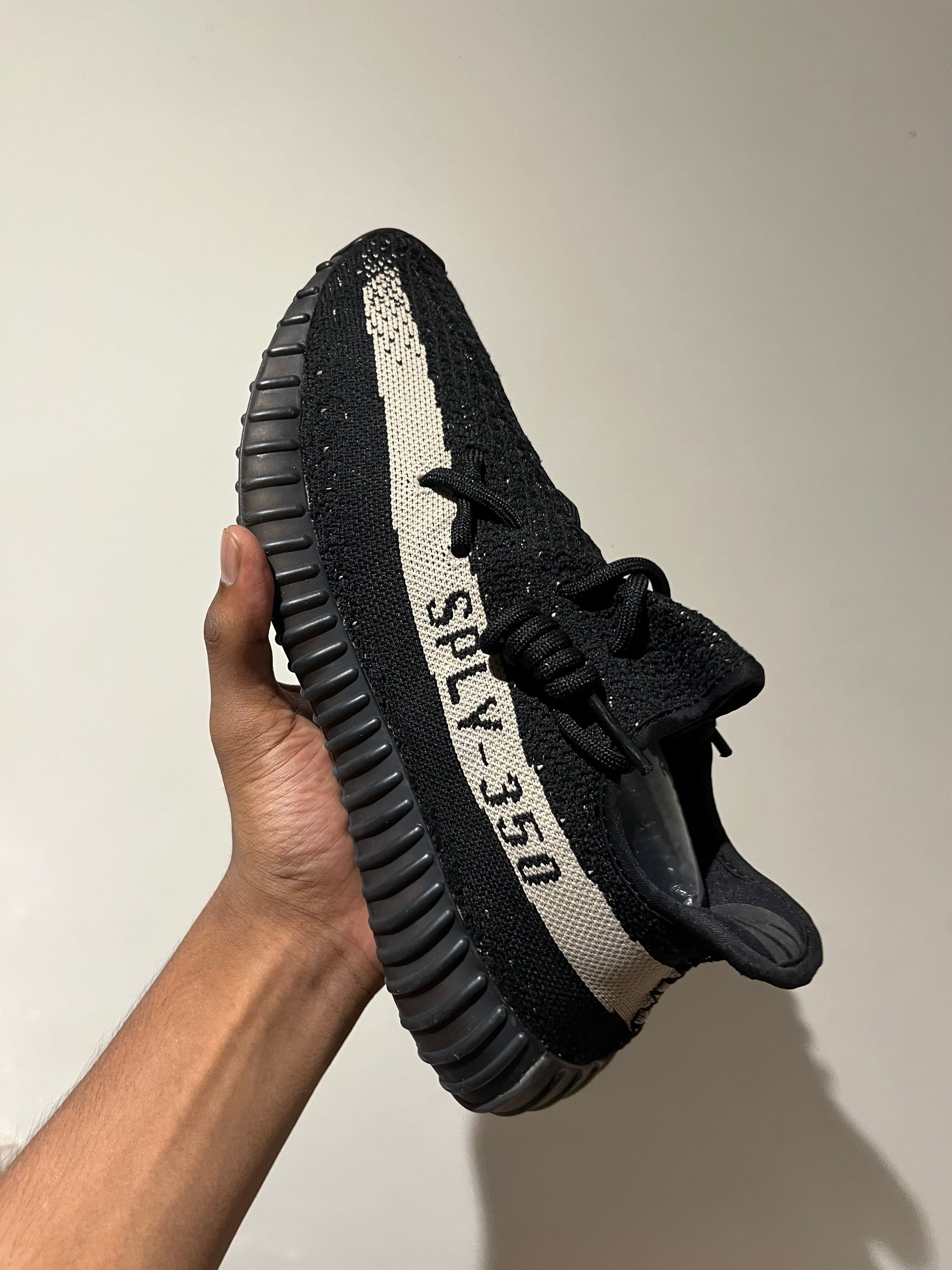 Yeezy 350 Oreo - PADS ( NO BOX )