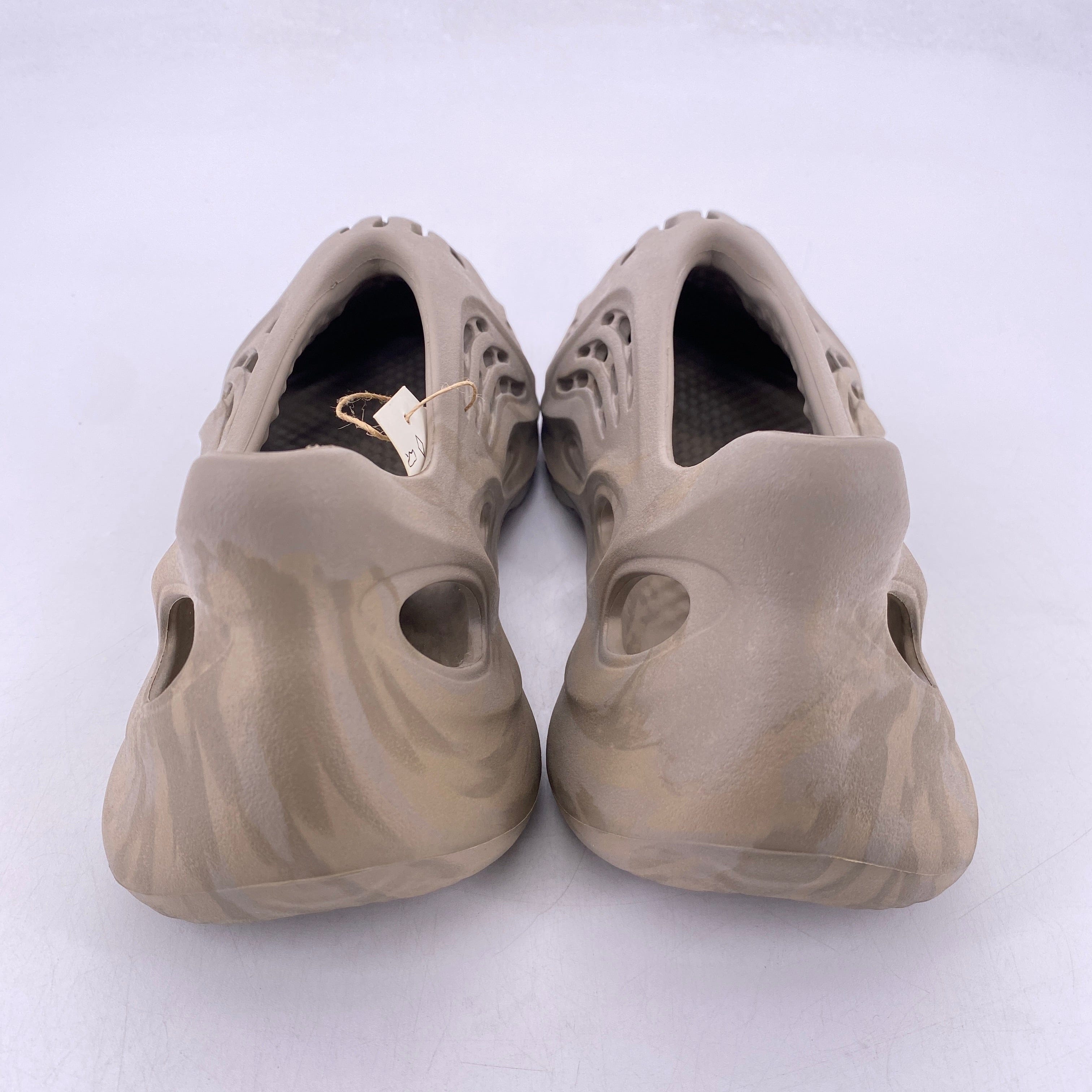 Yeezy Foam RNNR Stone Sage 2022 New Size 15