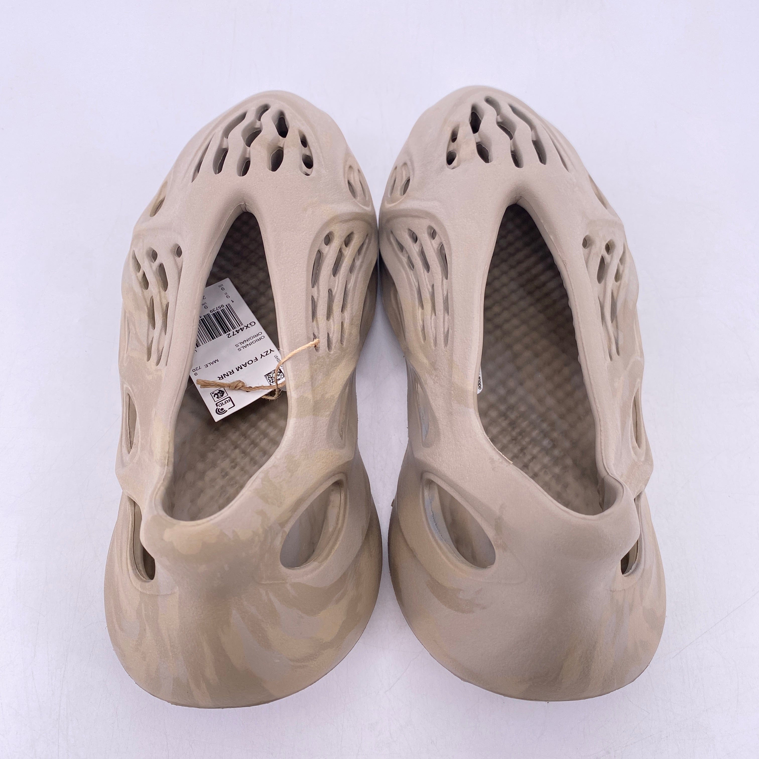 Yeezy Foam RNNR Stone Sage 2022 New Size 9