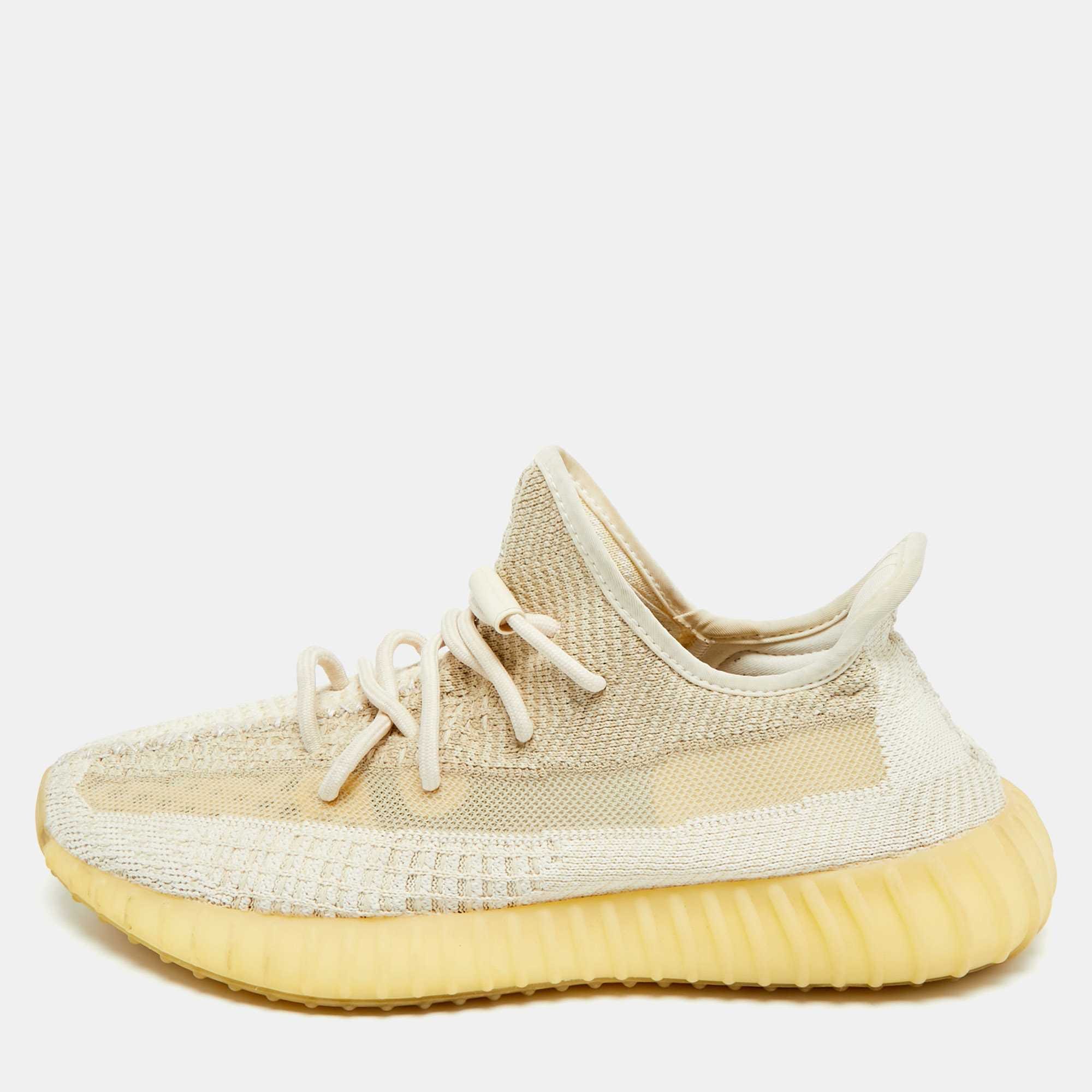 Yeezy Boost 350 V2