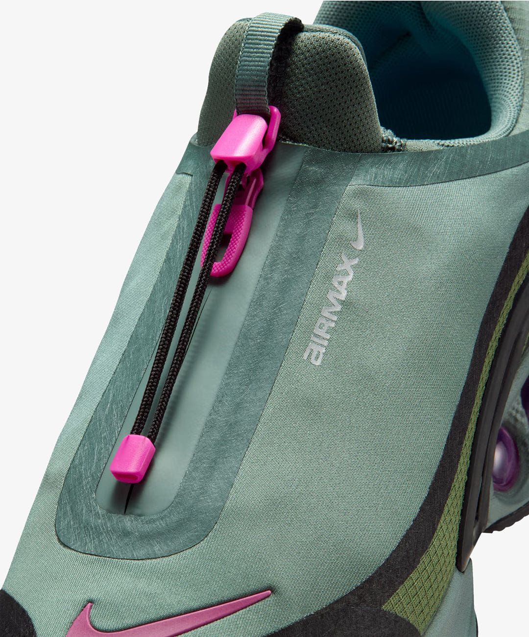 NIKE | AIR MAX DN ROAM { CLAY GREEN/SKY J LIGHT OLIVE/BLACK/FIRE PINK