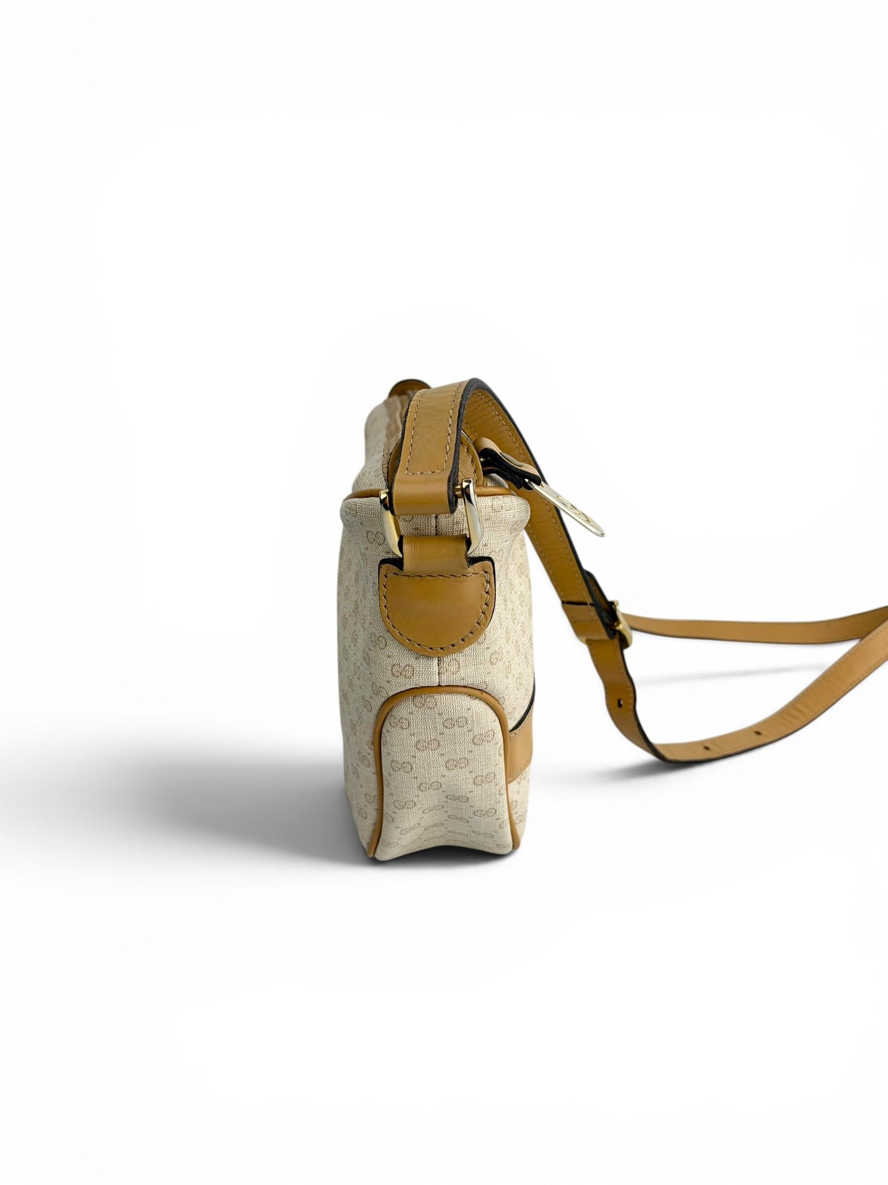 Gucci Cream & Tan Vintage Crossbody