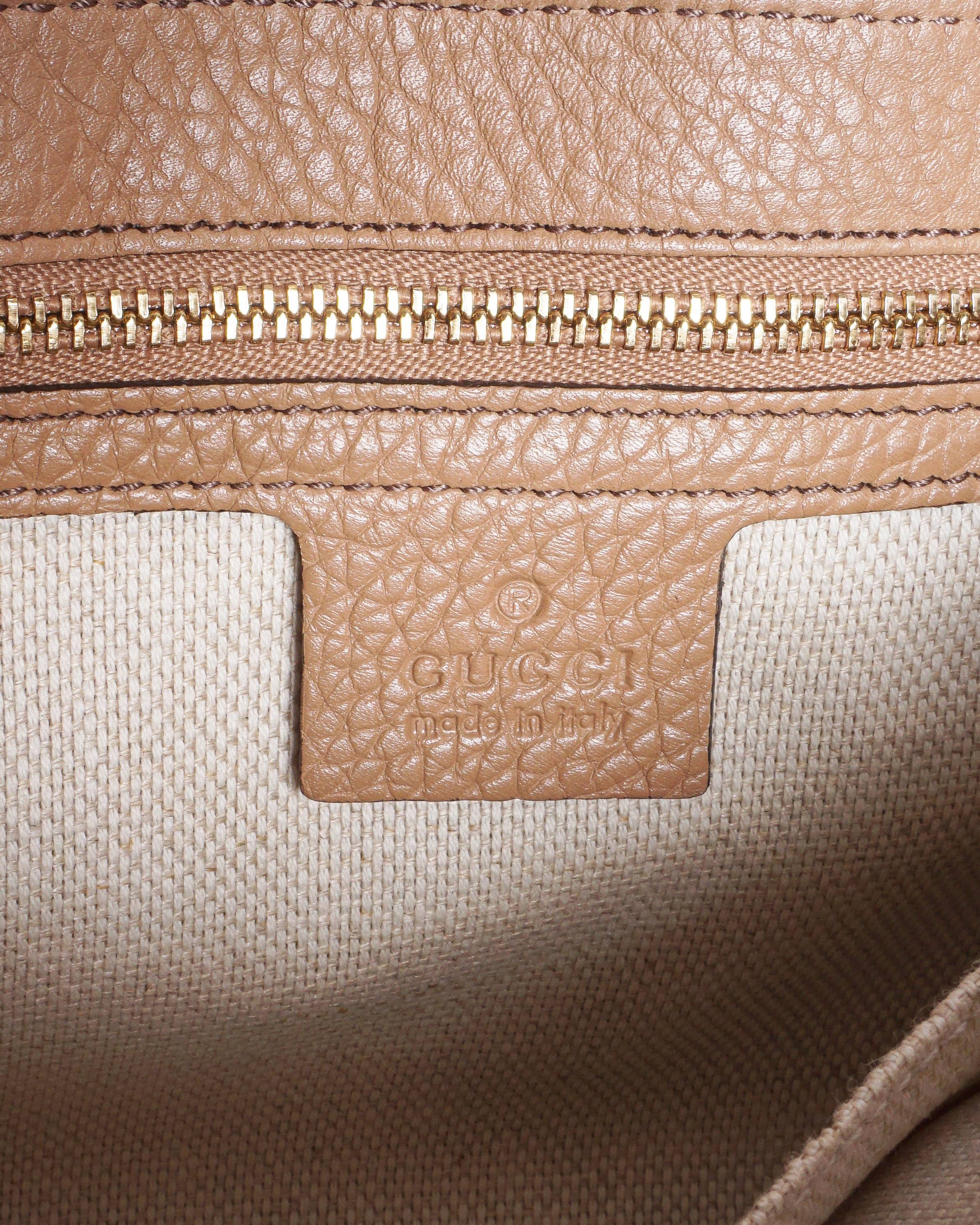 Gucci Soho Beige Pebbled Leather Interlocking G Flap crossbody bag