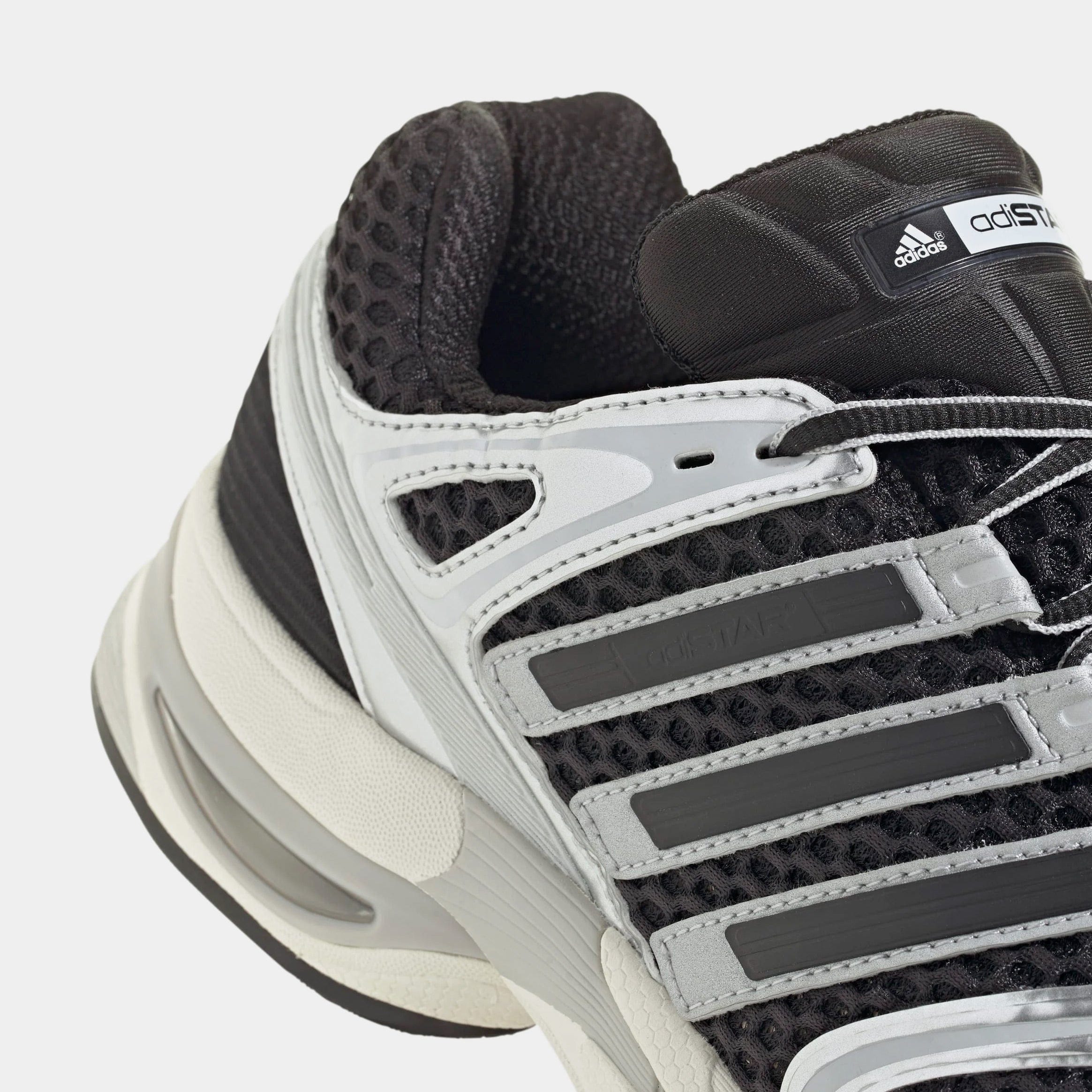 adidas Adistar Control 5 Mens Running Shoes (Core Black/Silver Metallic/Grey One)
