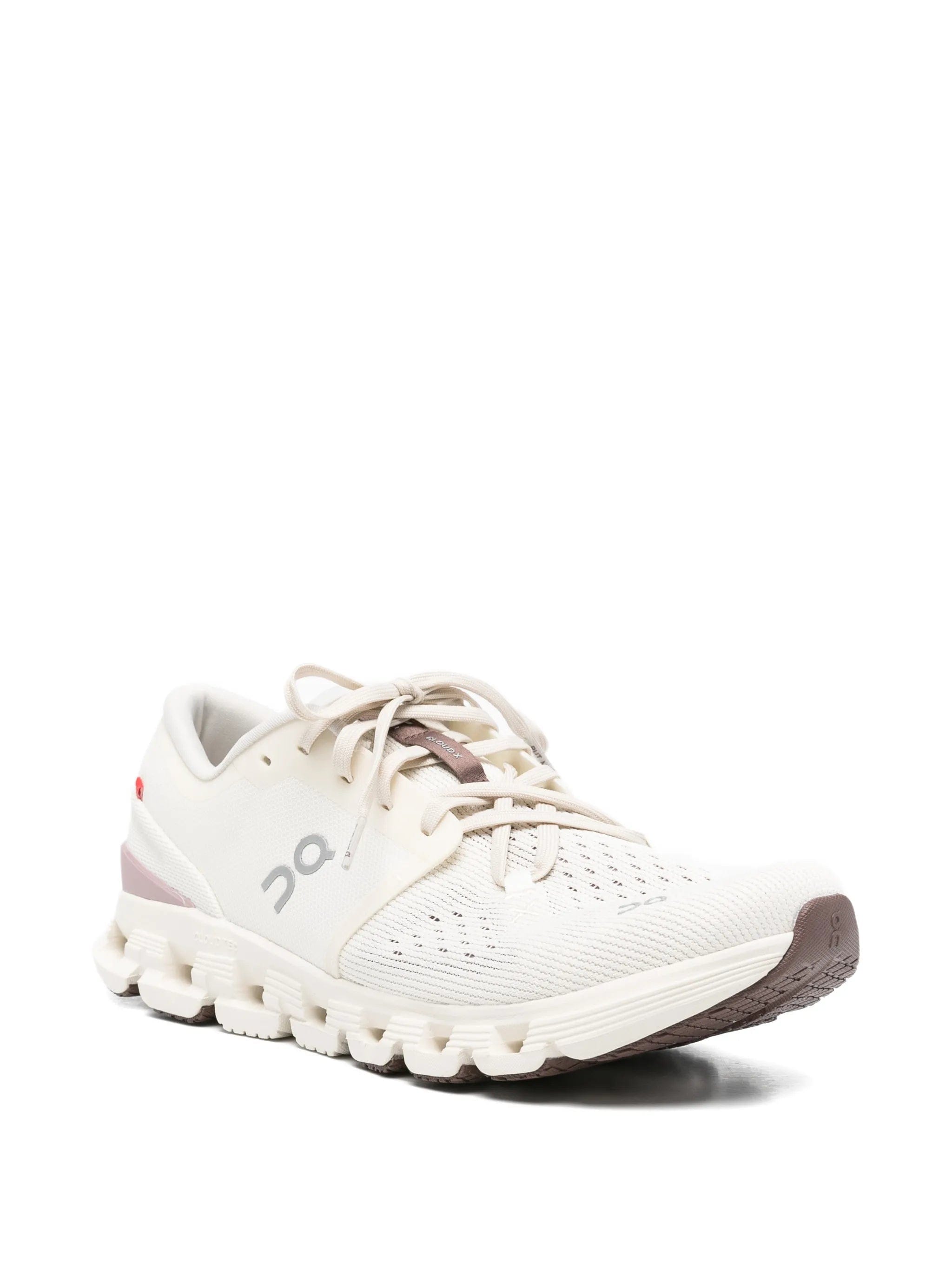 On Running Cloud x 4 perforated sneakers