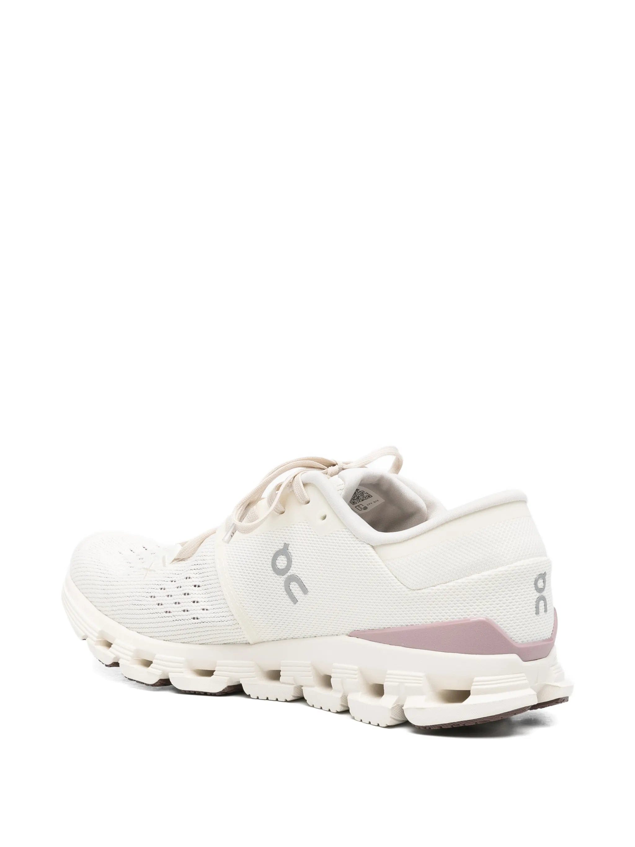 On Running Cloud x 4 perforated sneakers