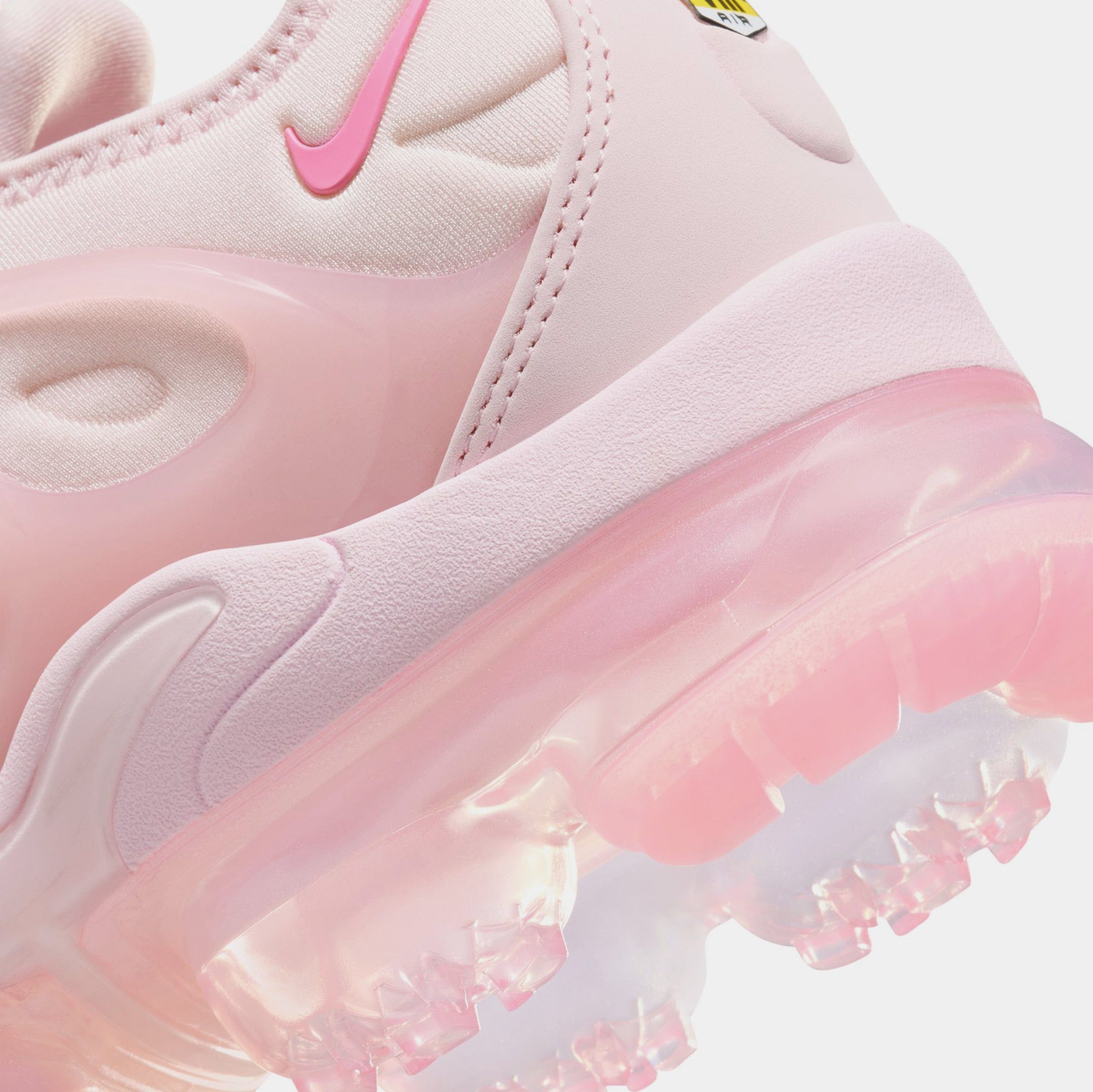 Nike Air VaporMax Plus Womens Running Shoes (Pink Foam/Playful Pink)