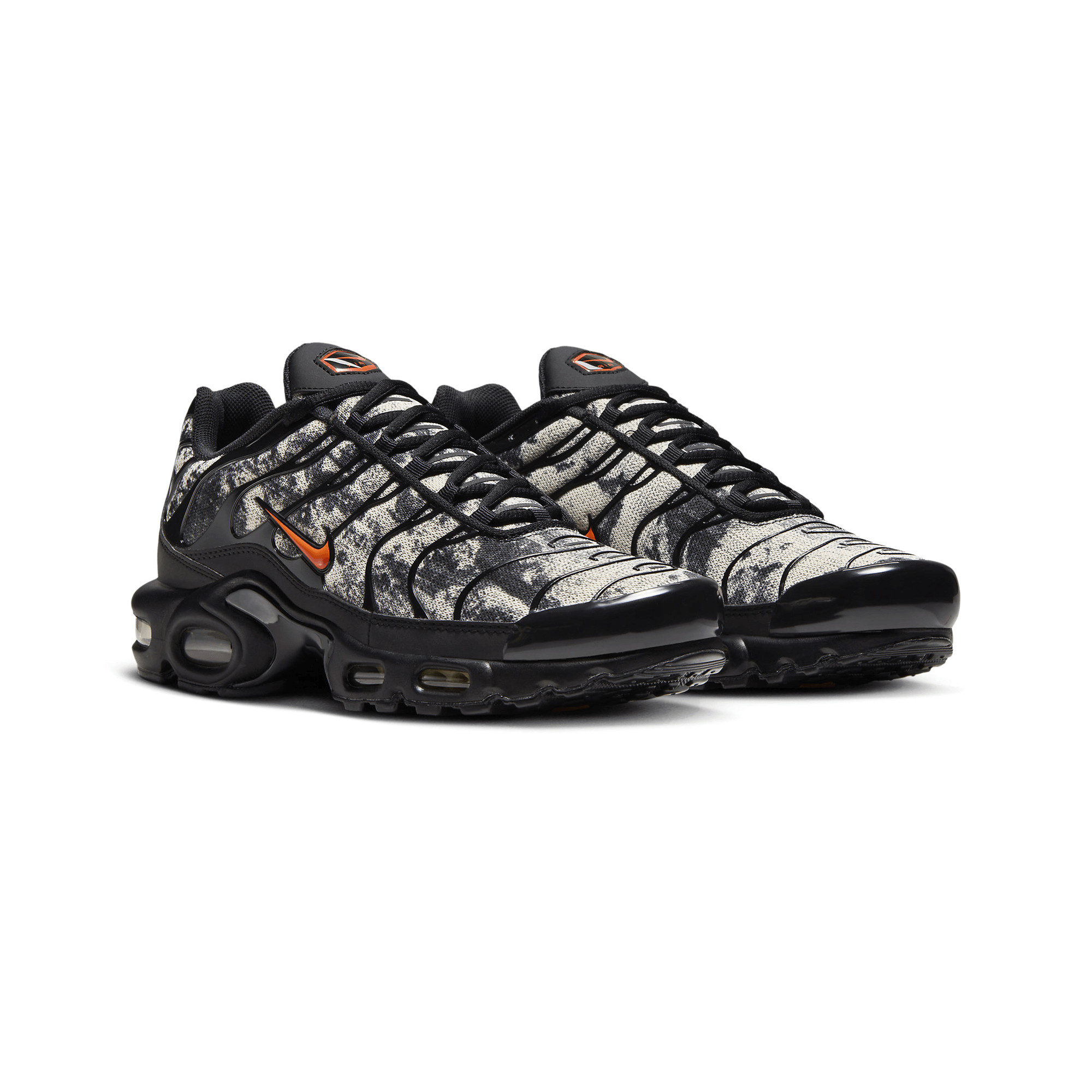 Nike Air Max Plus Camouflage Black Safety Orange (2024)