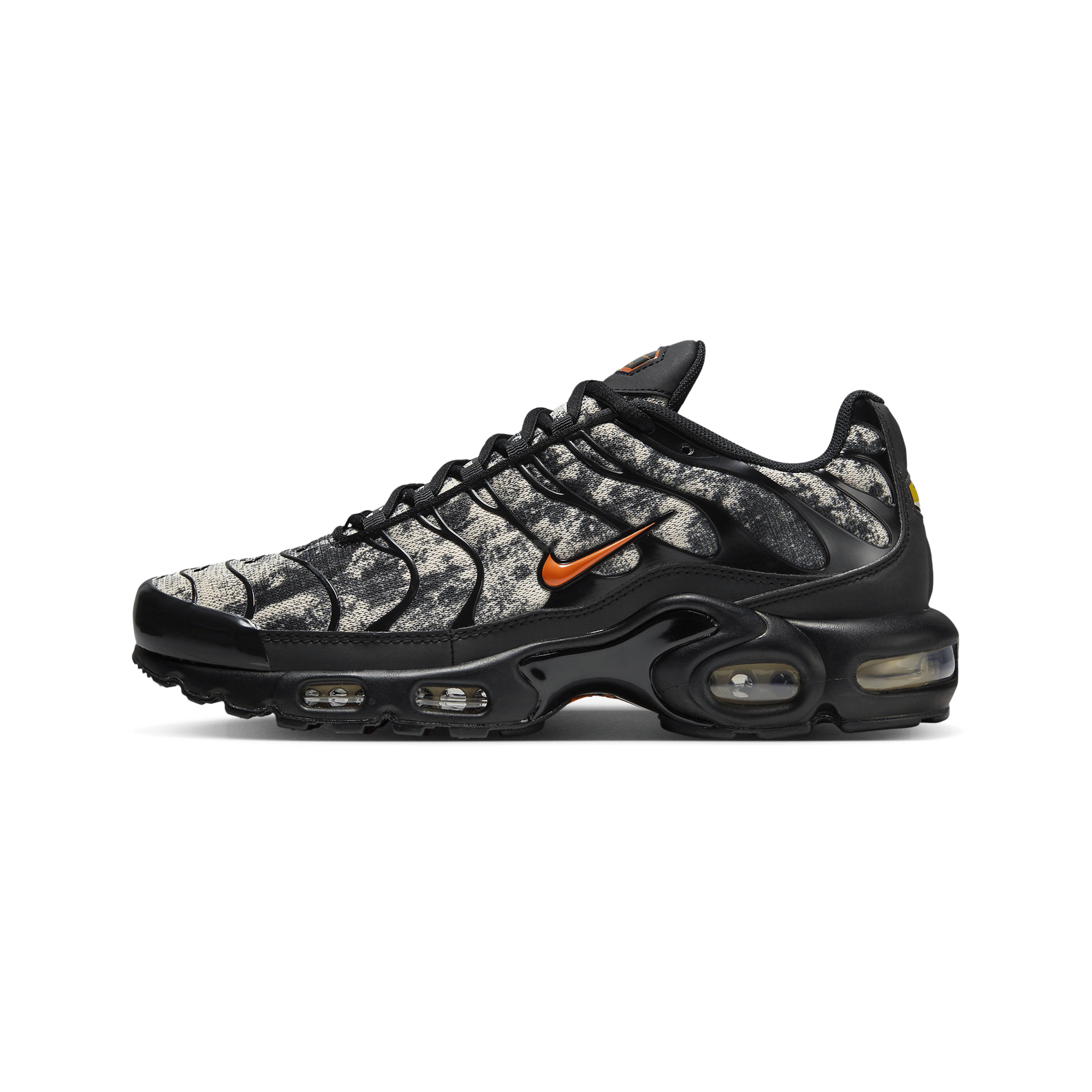 Nike Air Max Plus Camouflage Black Safety Orange (2024)