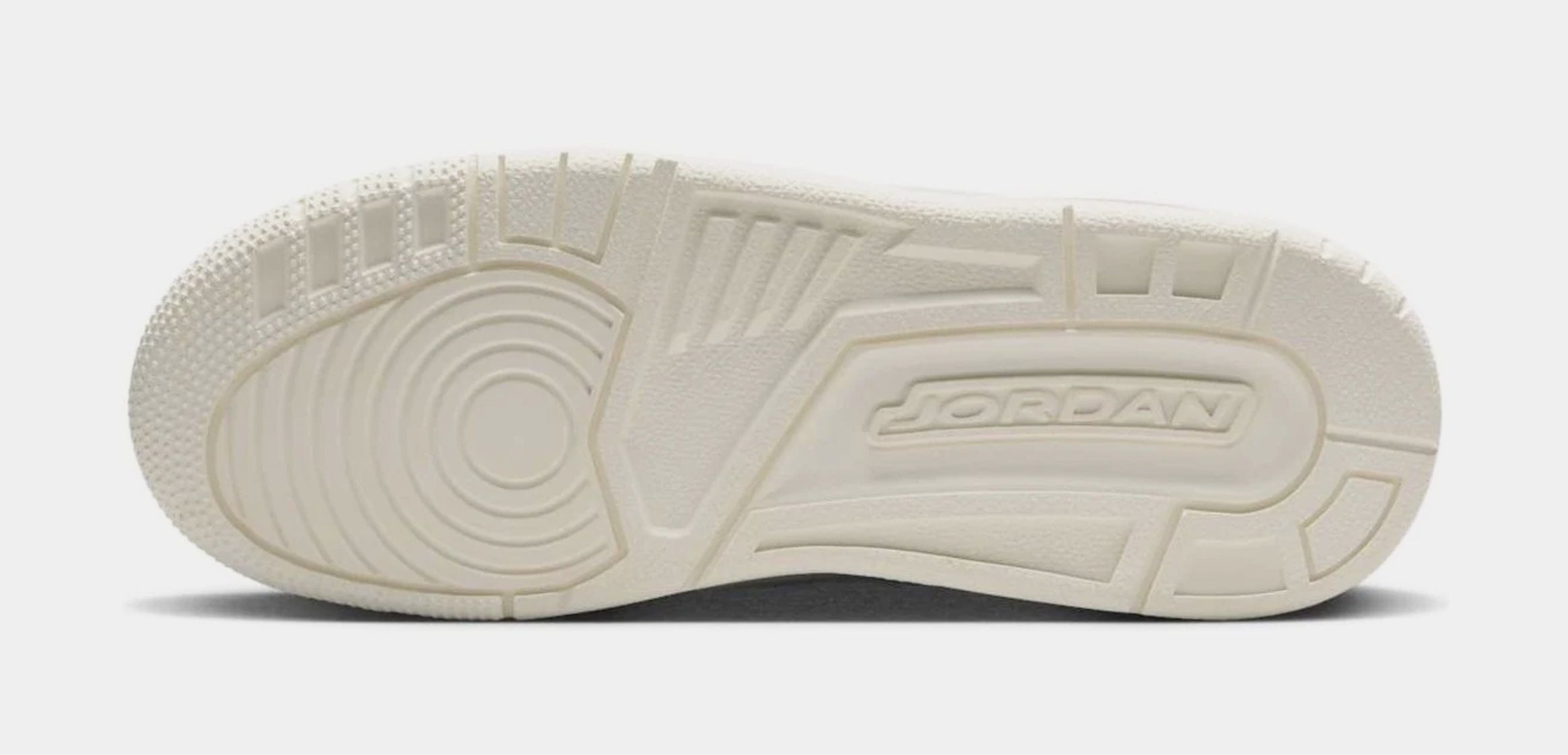 Nike Spizike Low Photon Dust Volt Grade School Basketball Shoes (Photon Dust/Sail/Coconut Milk/Volt)