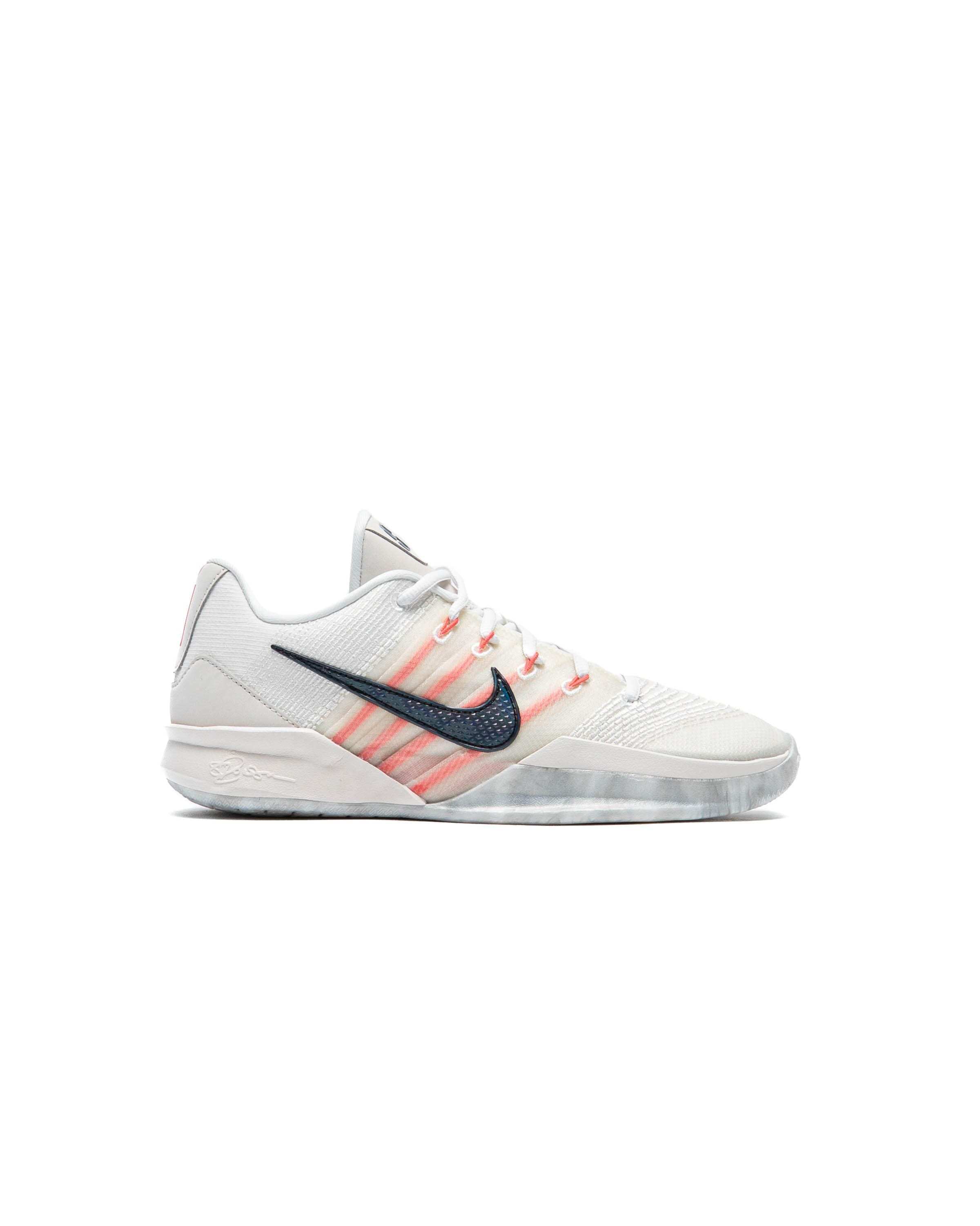 Nike WMNS SABRINA 3