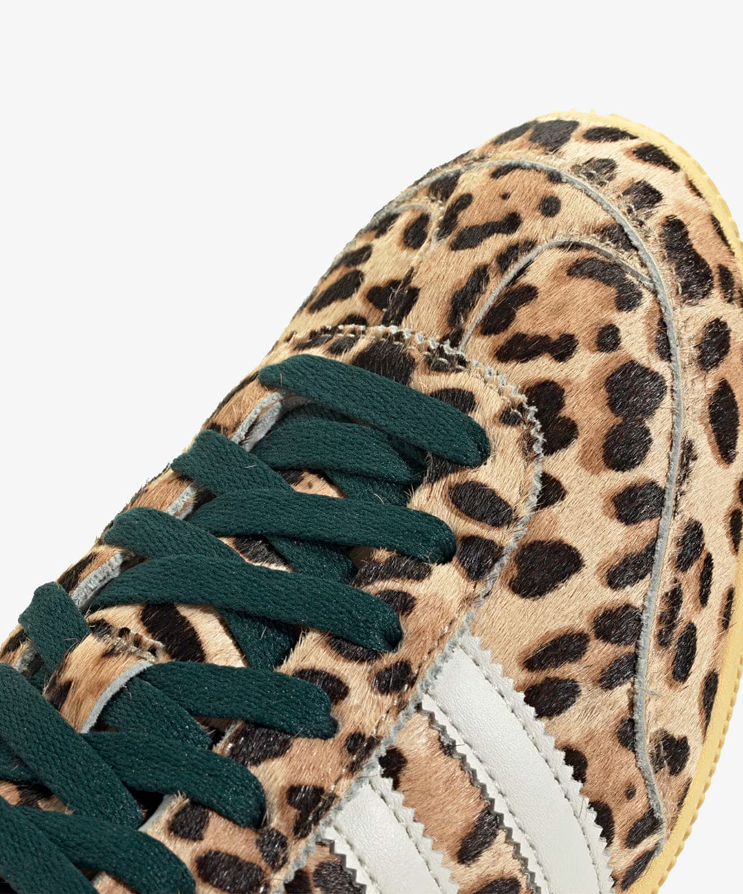 Adidas Originals | JAPAN { MAGIC BEIGE/IVORY/AURORA IVY