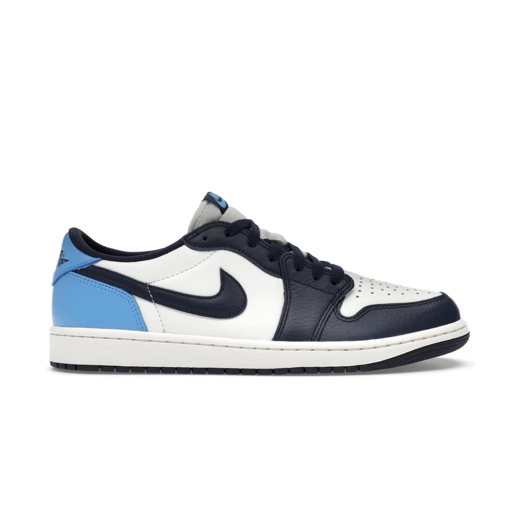 Nike JORDAN 1 LOW OG Obsidian UNC