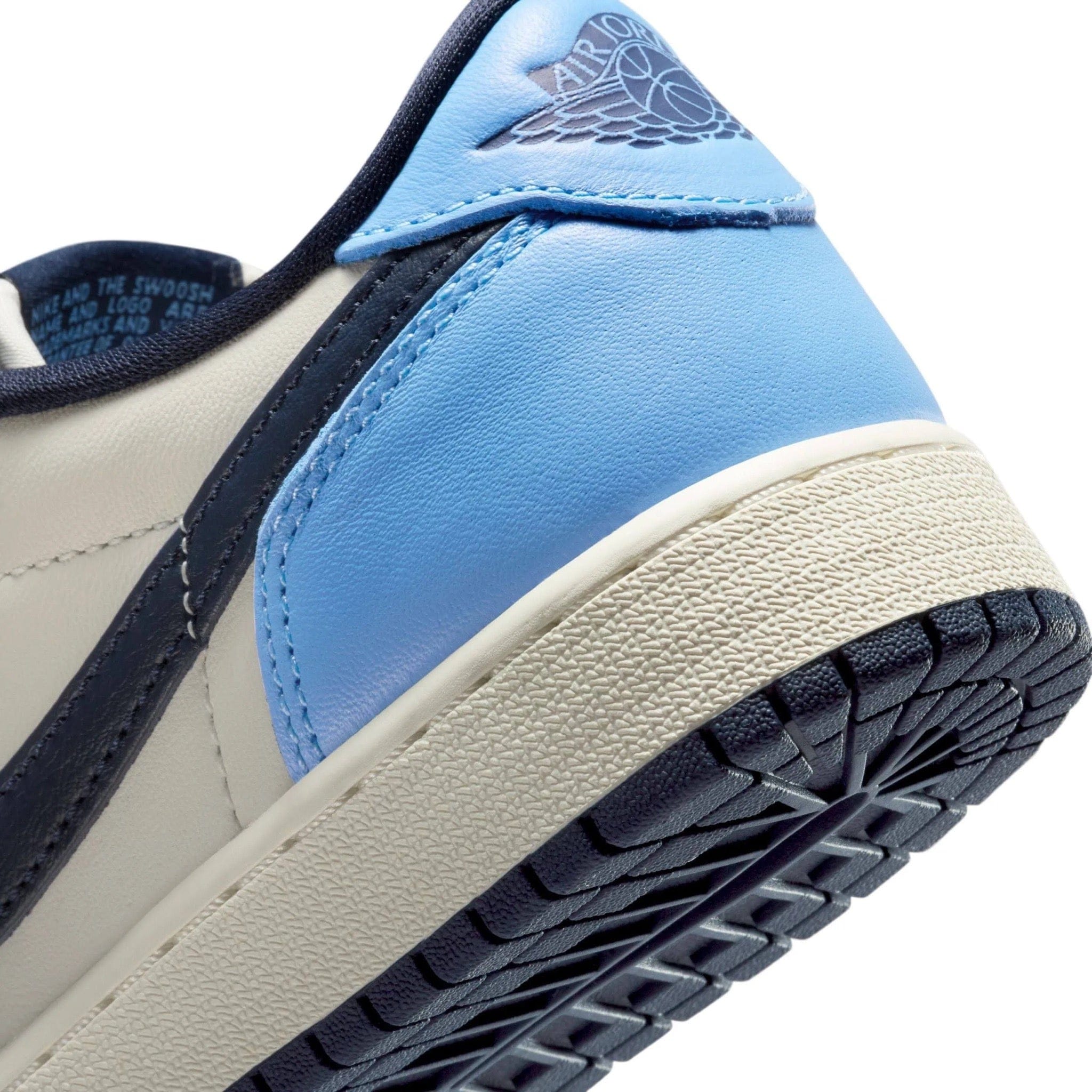 Nike JORDAN 1 LOW OG Obsidian UNC