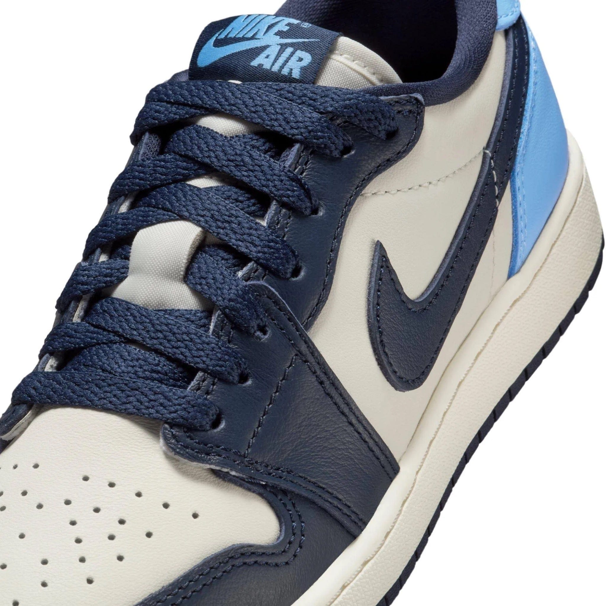 Nike JORDAN 1 LOW OG Obsidian UNC