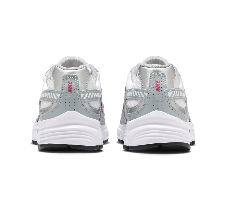 Nike Women’s Nike Initiator (White/Cherry Silver)