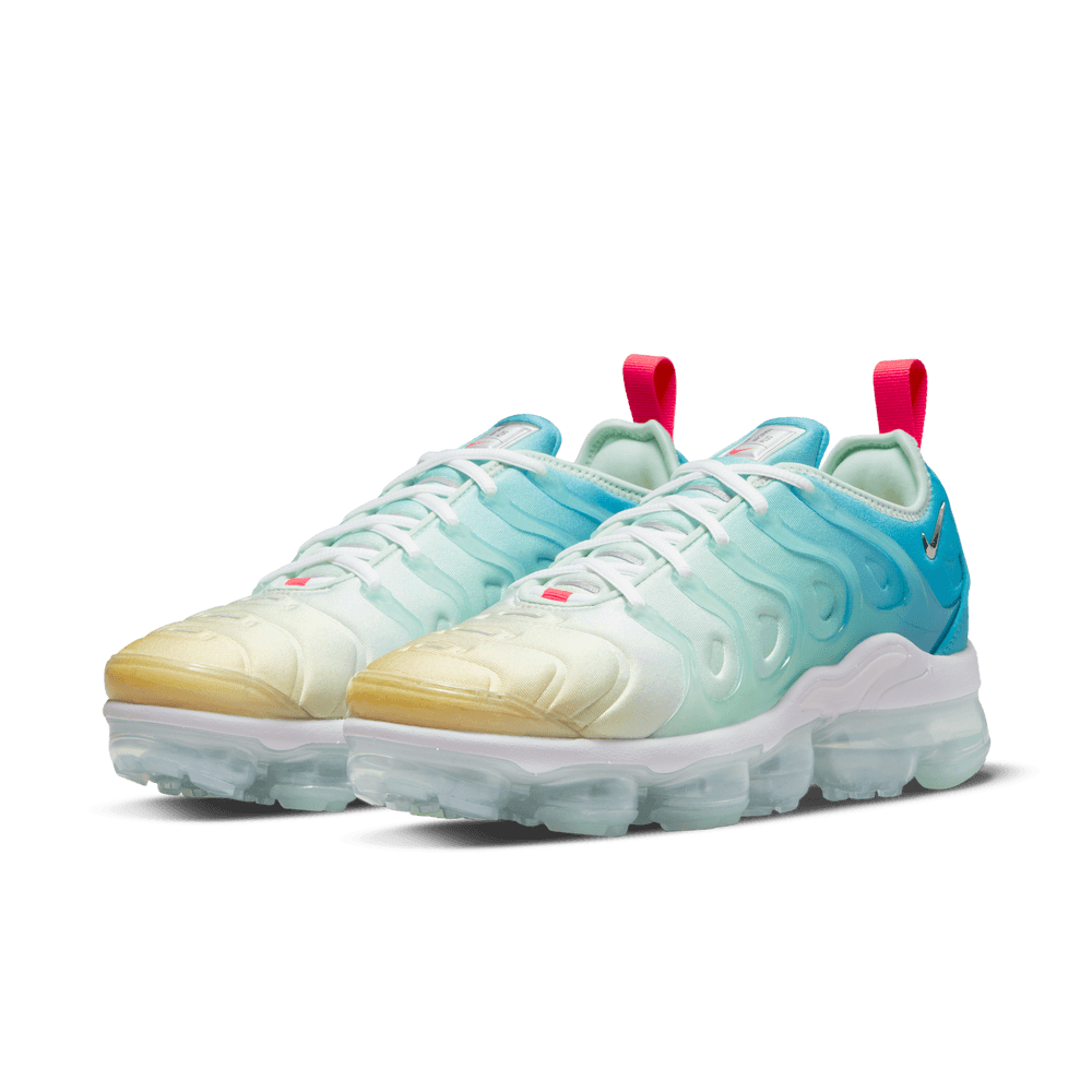 Nike Women's Nike Air Vapormax Plus Mint Foam