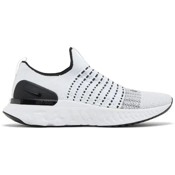 Nike React Phantom Run Flyknit 2 Oreo