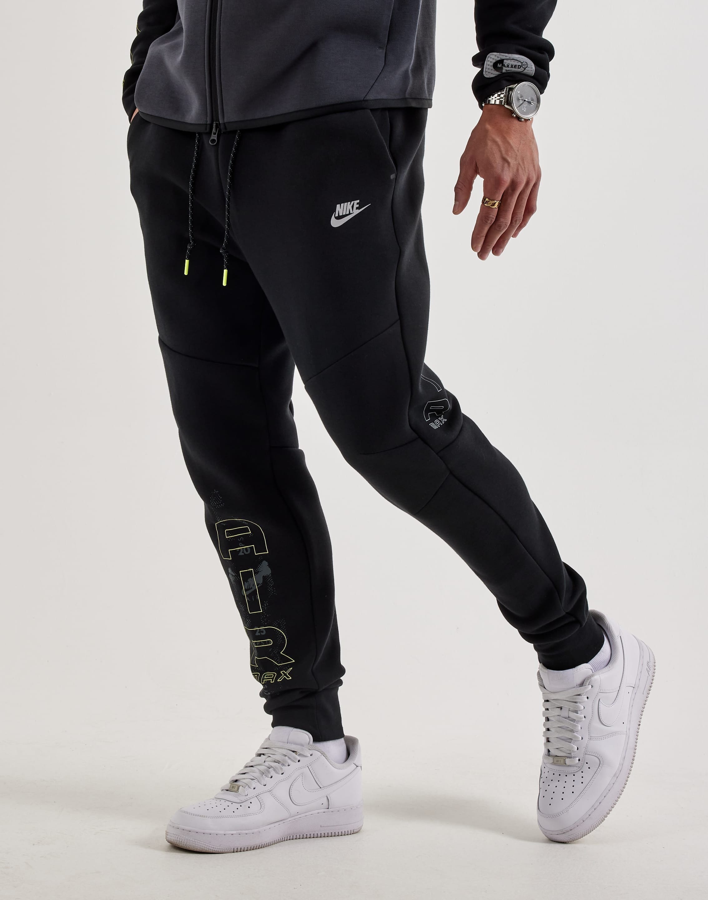 Nike Tech Fleece Air Max Joggers