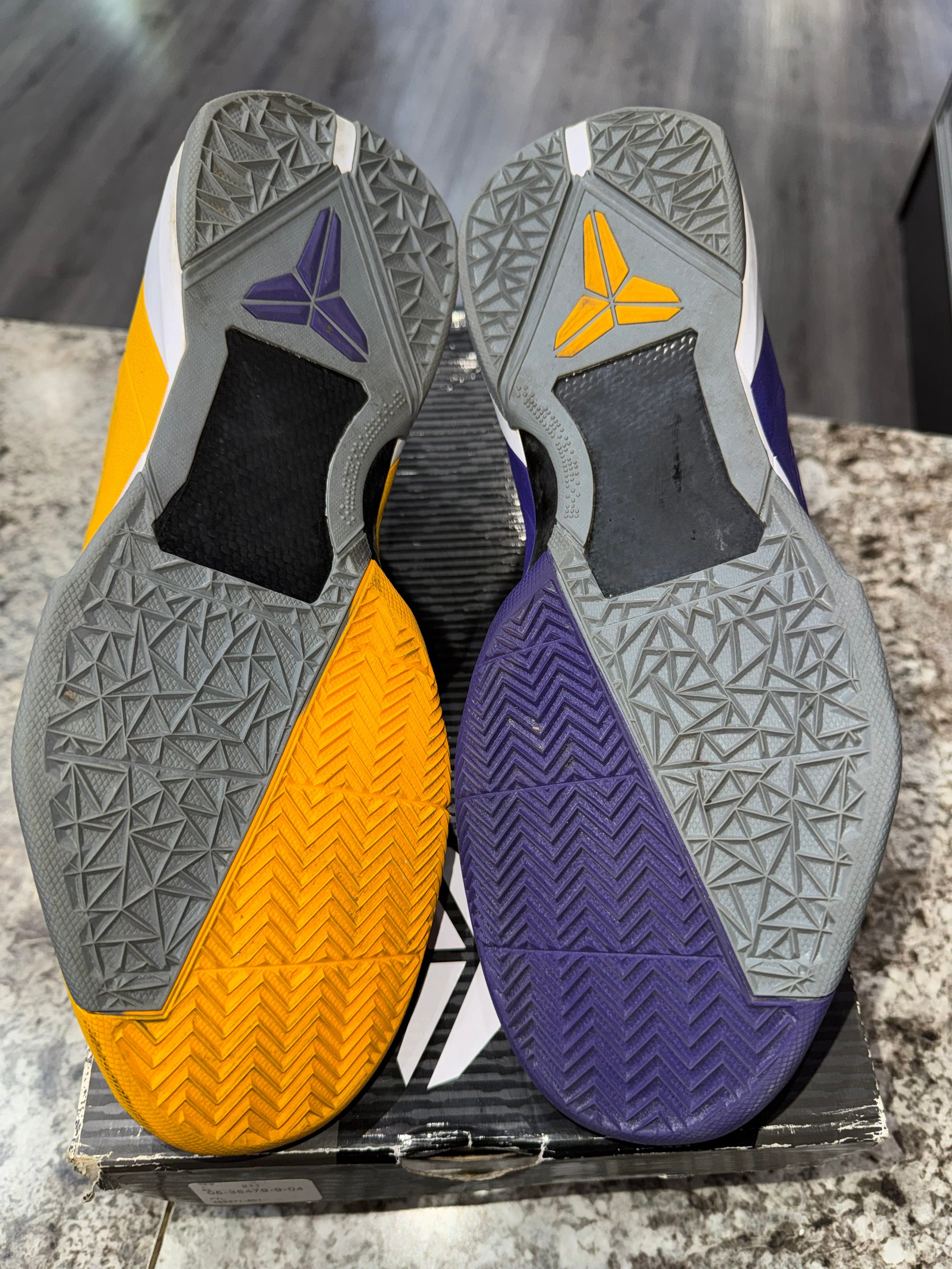 Nike Kobe 7 Yin and Yang