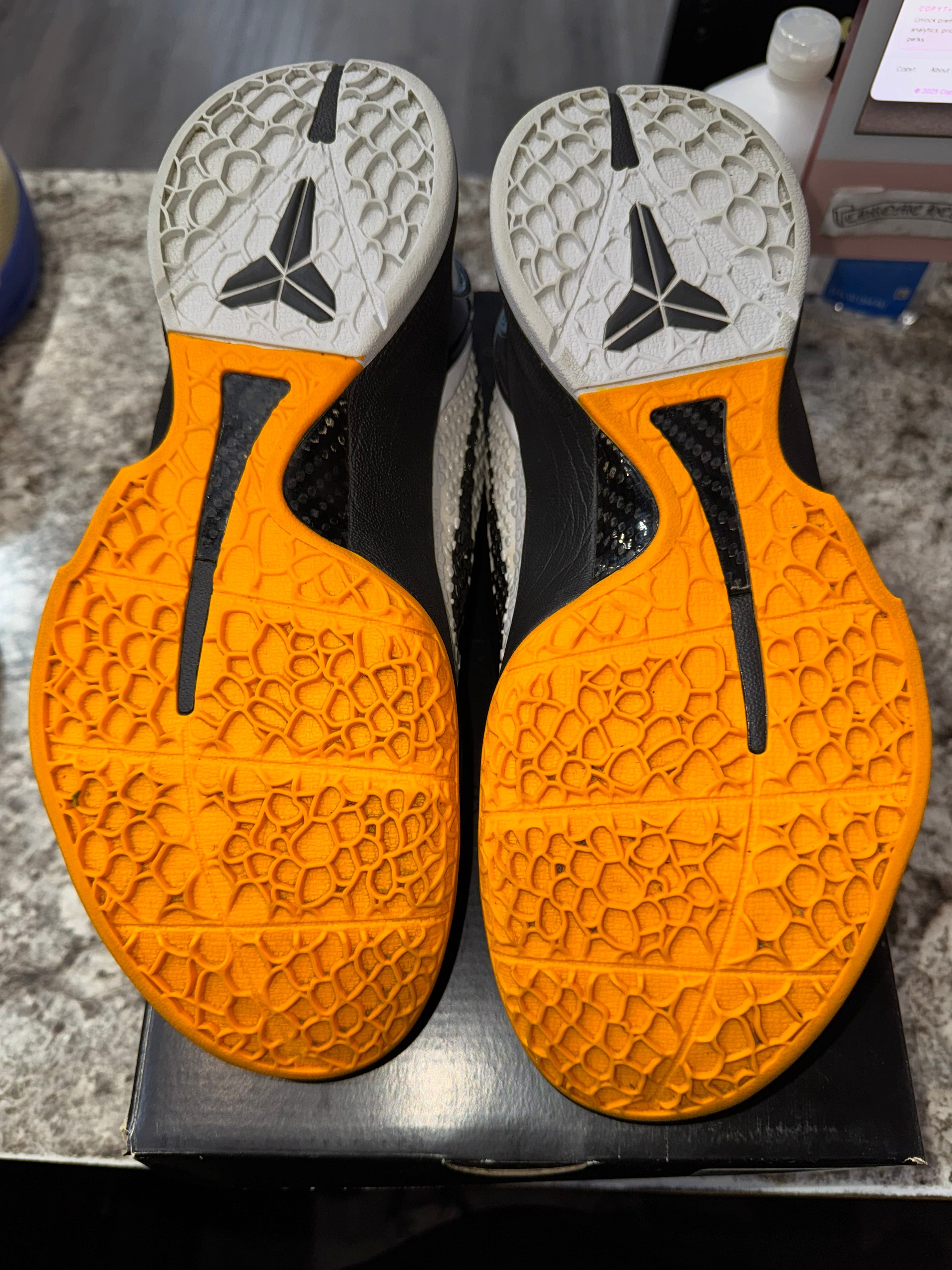 Nike Kobe 6 Protro Playoff Pack White Del Sol (YELLOWING)