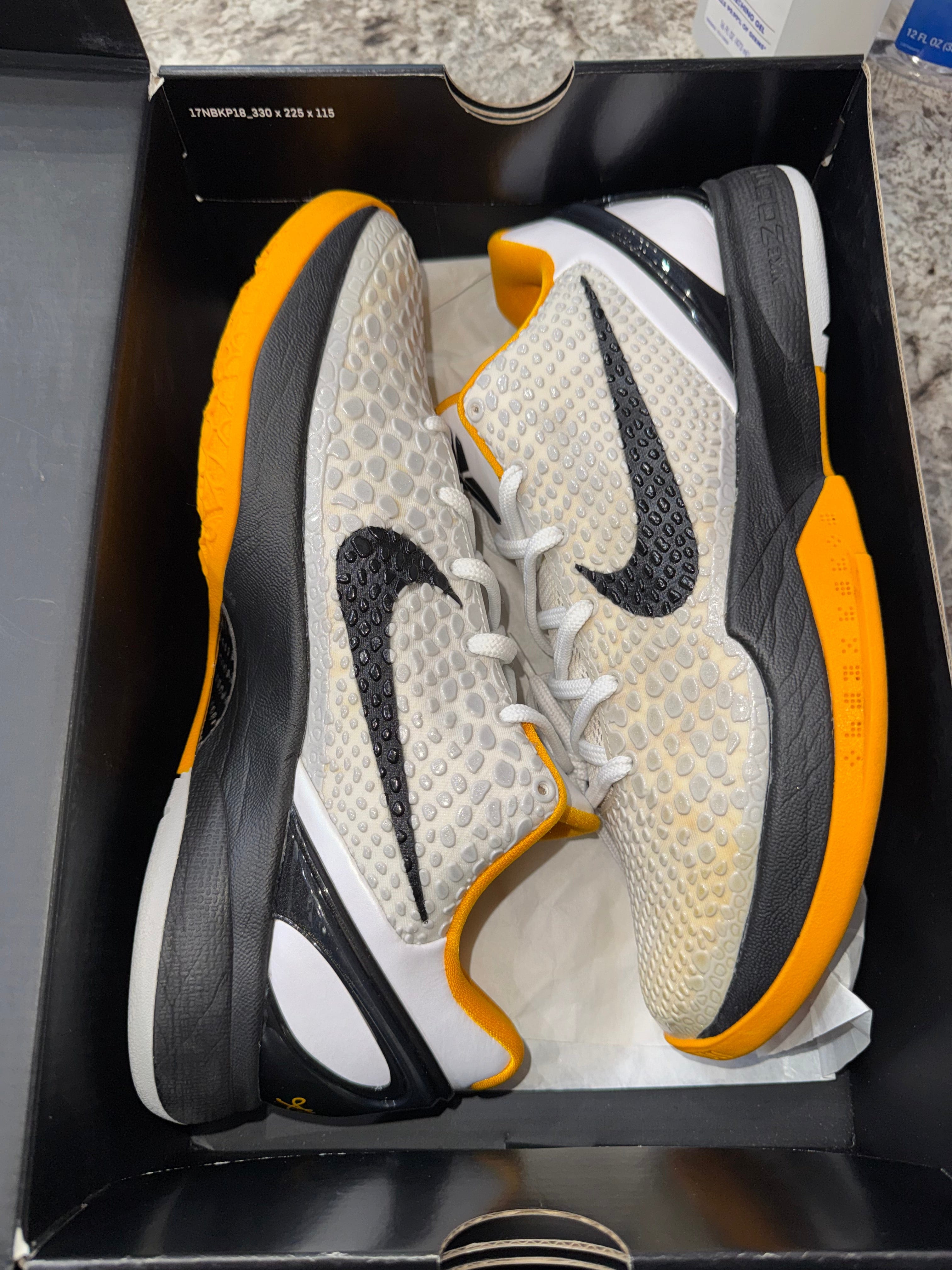 Nike Kobe 6 Protro Playoff Pack White Del Sol (YELLOWING)