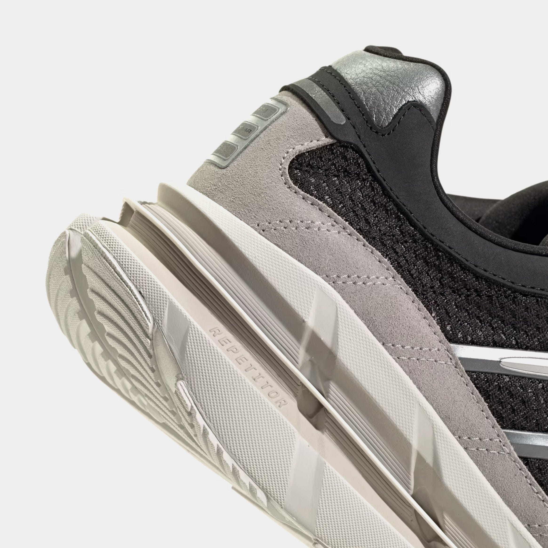 adidas Adistar HRMY Mens Running Shoes (Black/Silver Metallic/Iron Metallic)