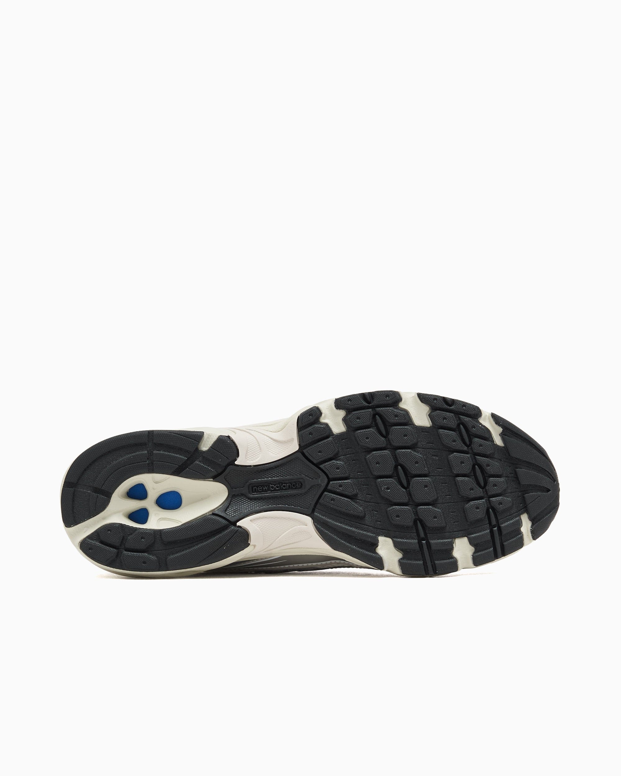 New Balance U740 34F