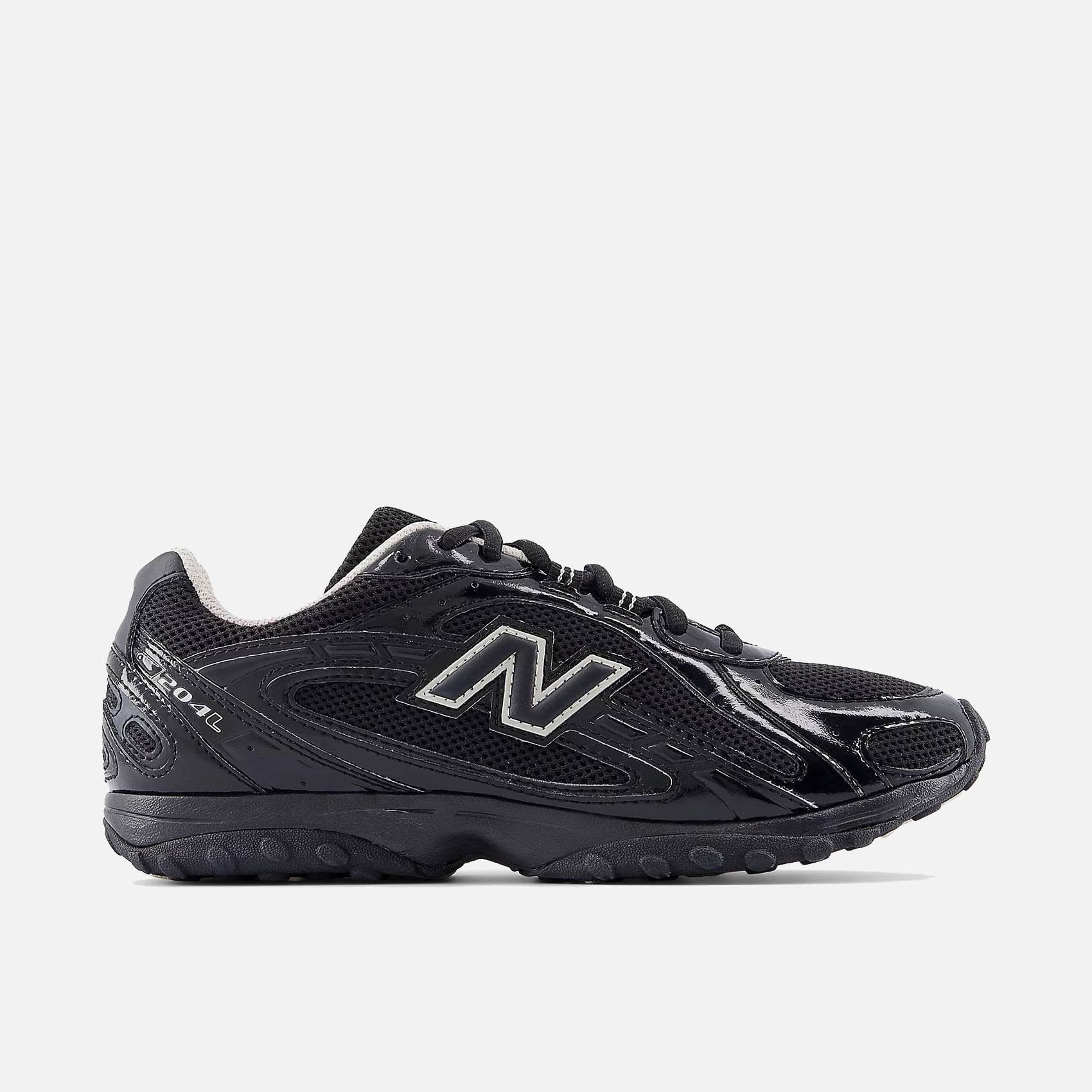 New Balance 204 l BLACK PATENT