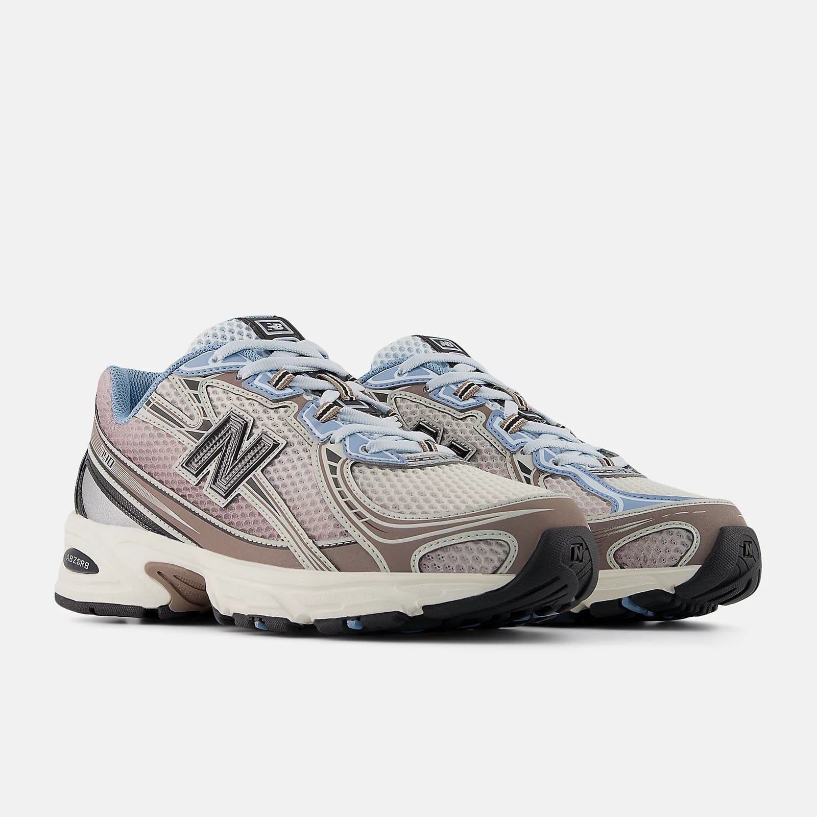 New Balance 740 - SEA SALT / EARTH SHADOW