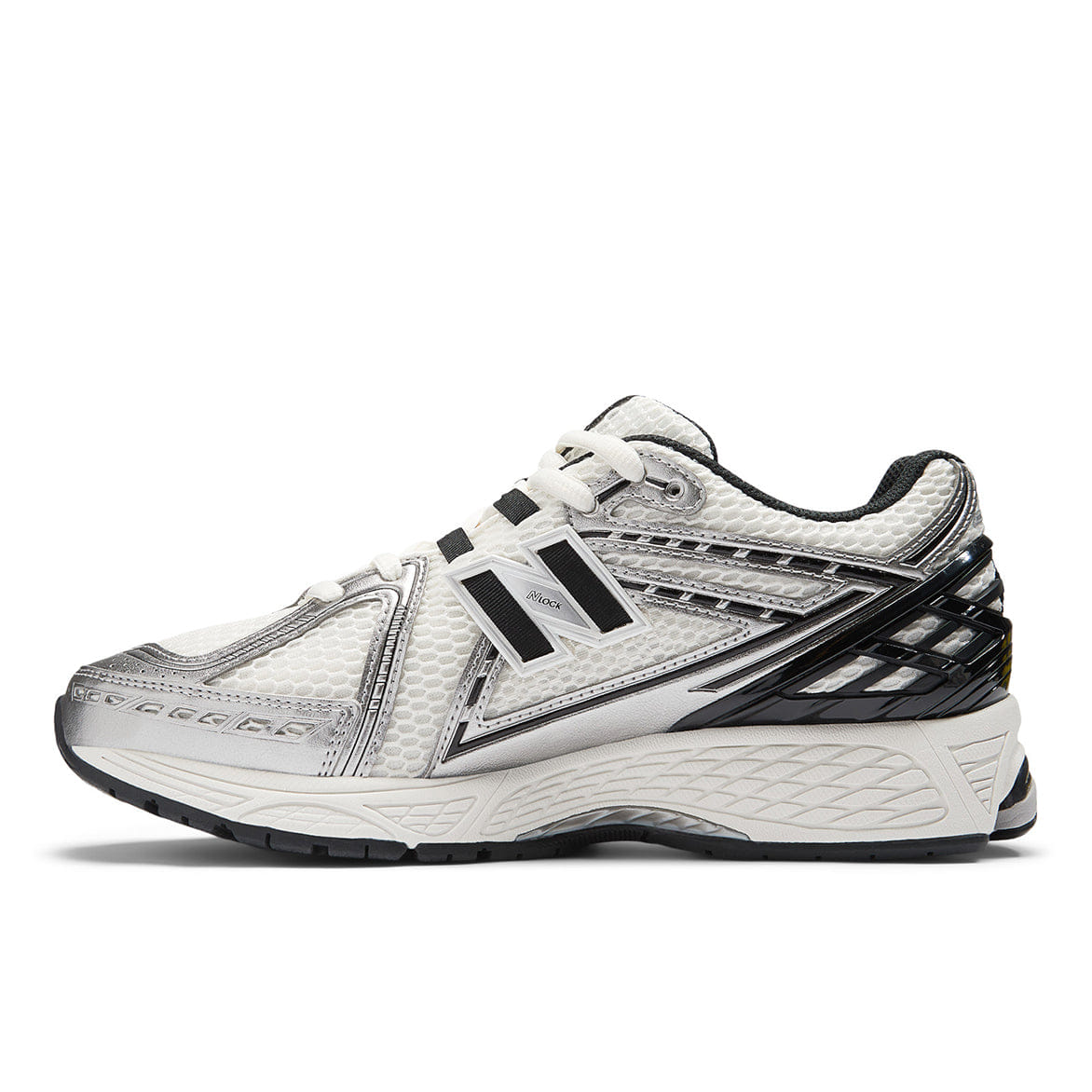 New Balance 1906R - SILVER METALLIC / SEA SALT / BLACK