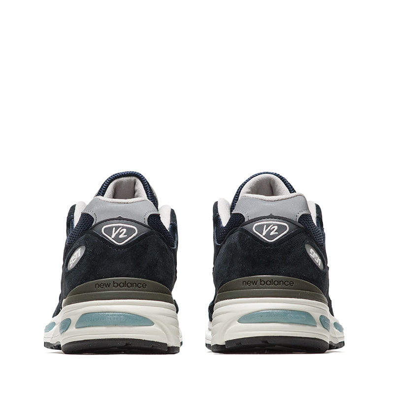 New Balance Made in UK 991v2 - Dark Navy/Smoke Pearl