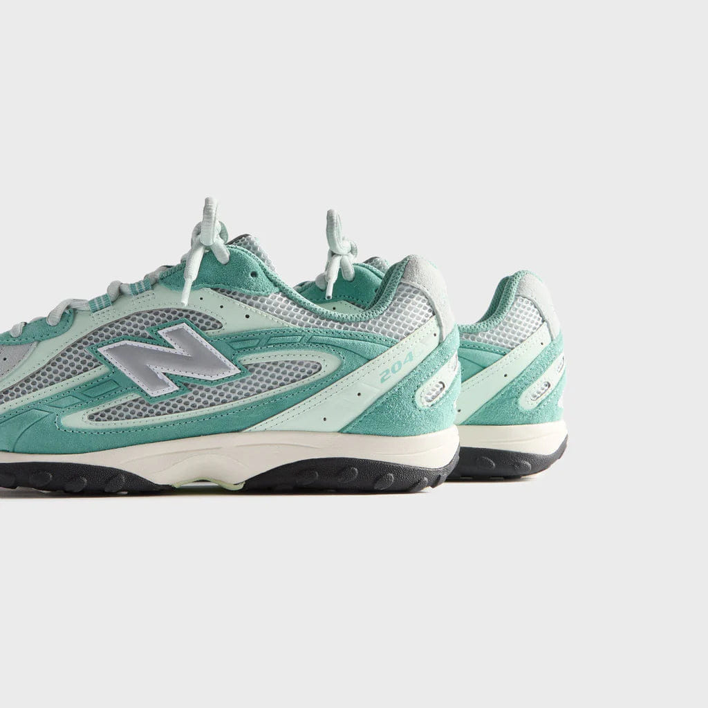 New Balance 204 l Kith Green Silver