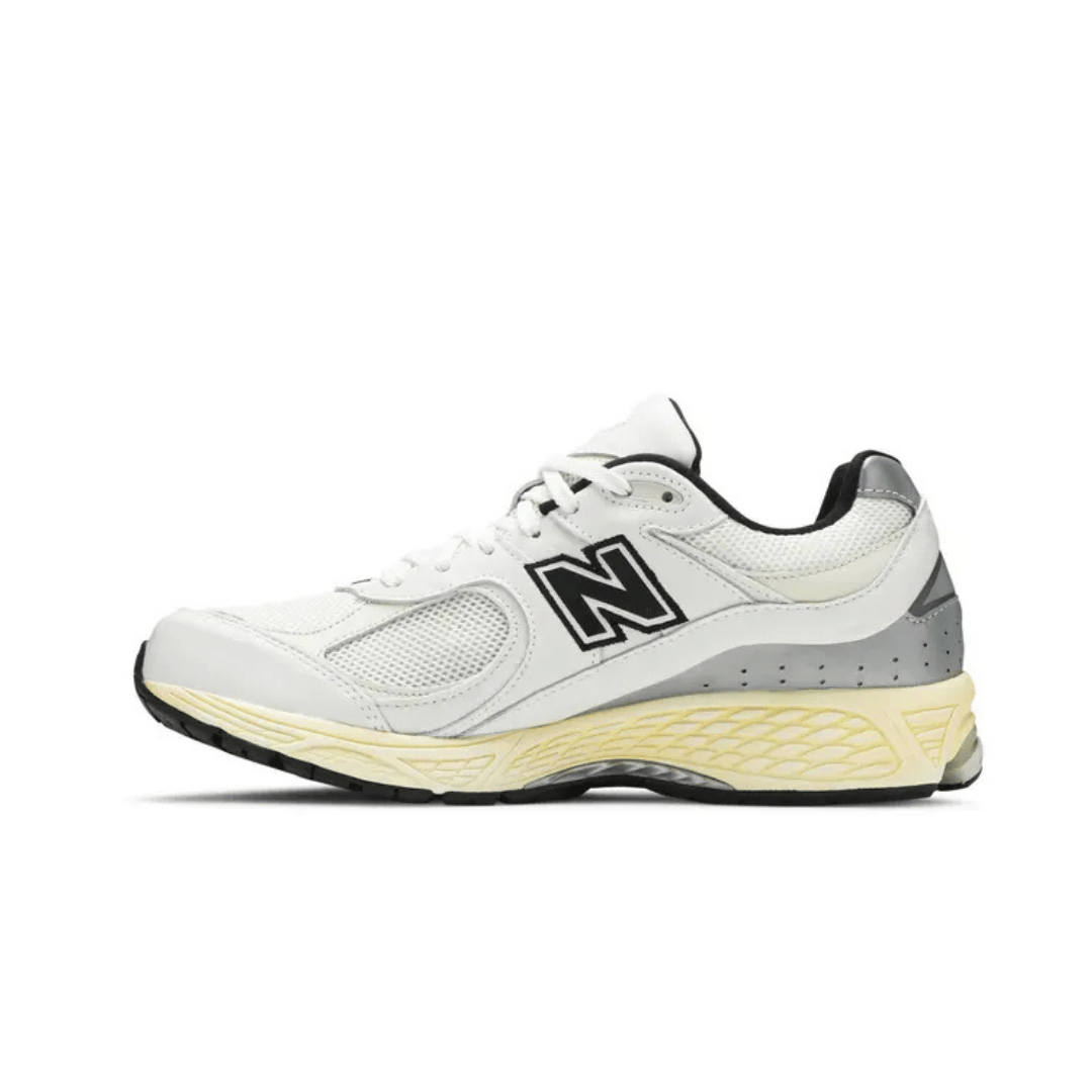 New Balance x thisisneverthat 2002R White