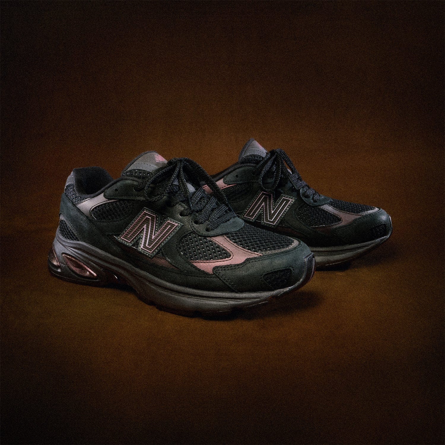 New Balance 2010 Black with Iridescent U2010ETB