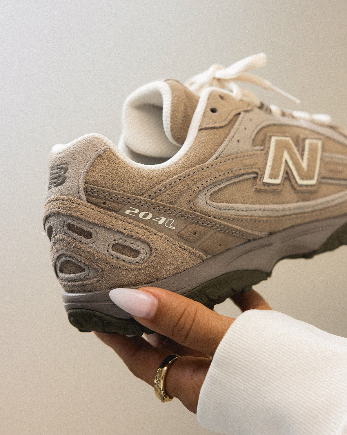 New Balance 204 l