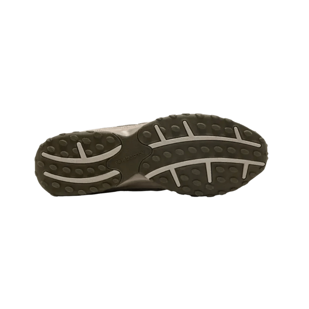 New Balance 204 l Mushroom Arid Stone