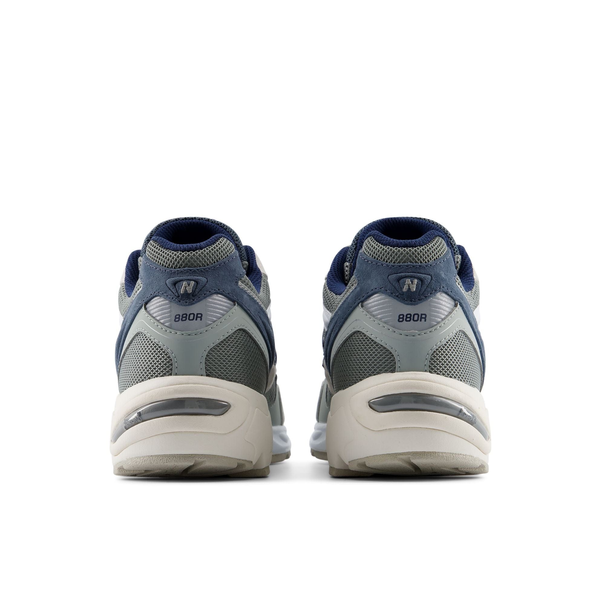 New Balance 880R – Sea Salt with Bayberry and NB Navy