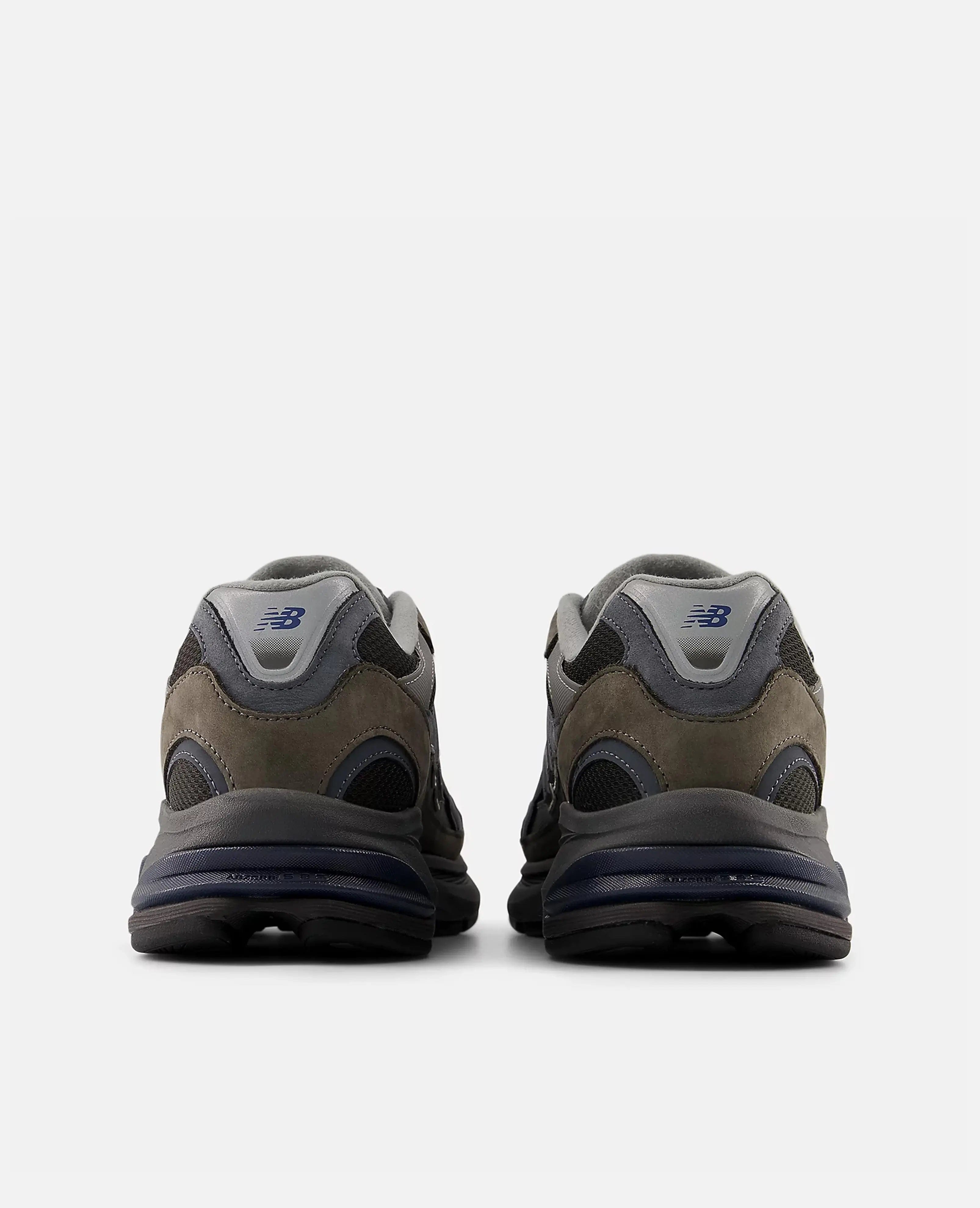 New Balance 2010 7Z3 Tornado