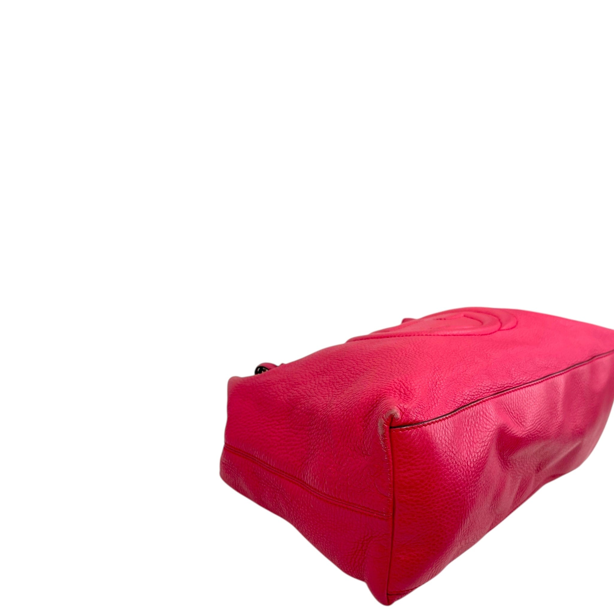 Gucci Medium Soho Chain Tote Fuchsia Pebbled Leather